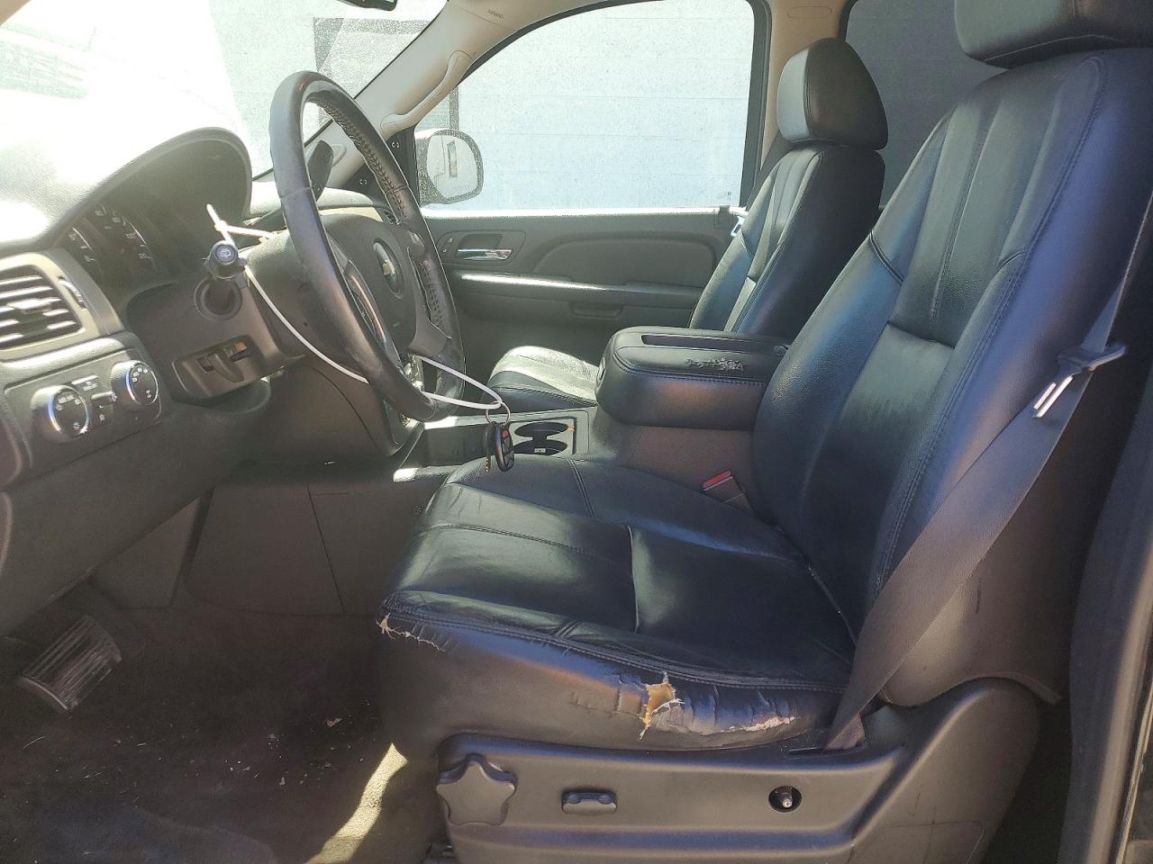 2009 Chevrolet Tahoe K1500 Lt Black vin: 1GNFK23099R167498