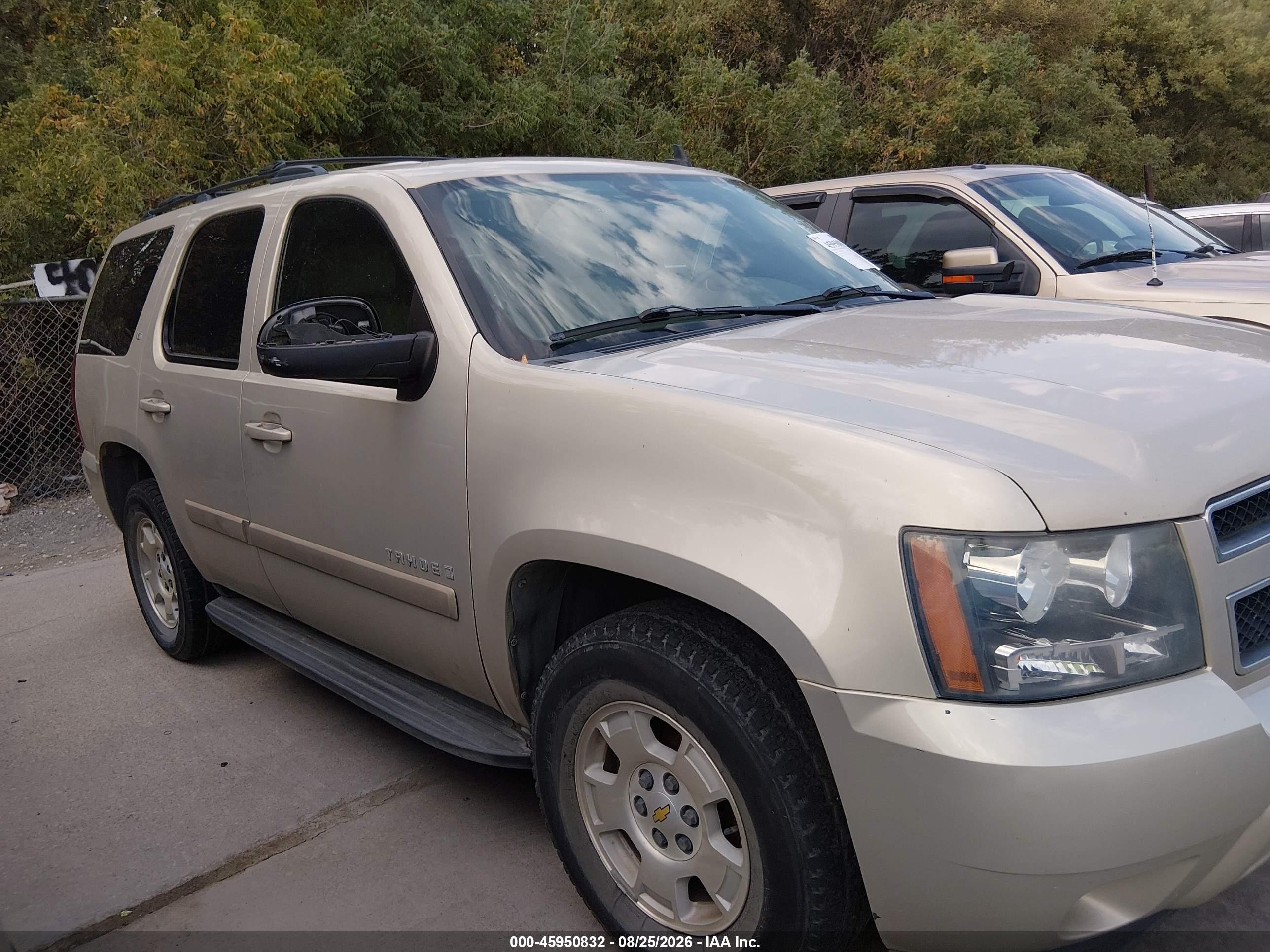 2009 Chevrolet Tahoe Lt2 Gold vin: 1GNFK230X9R101610