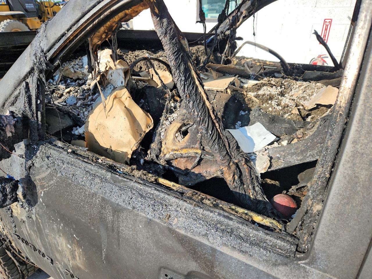 2009 Chevrolet Suburban K1500 Lt Burn vin: 1GNFK26339R211209