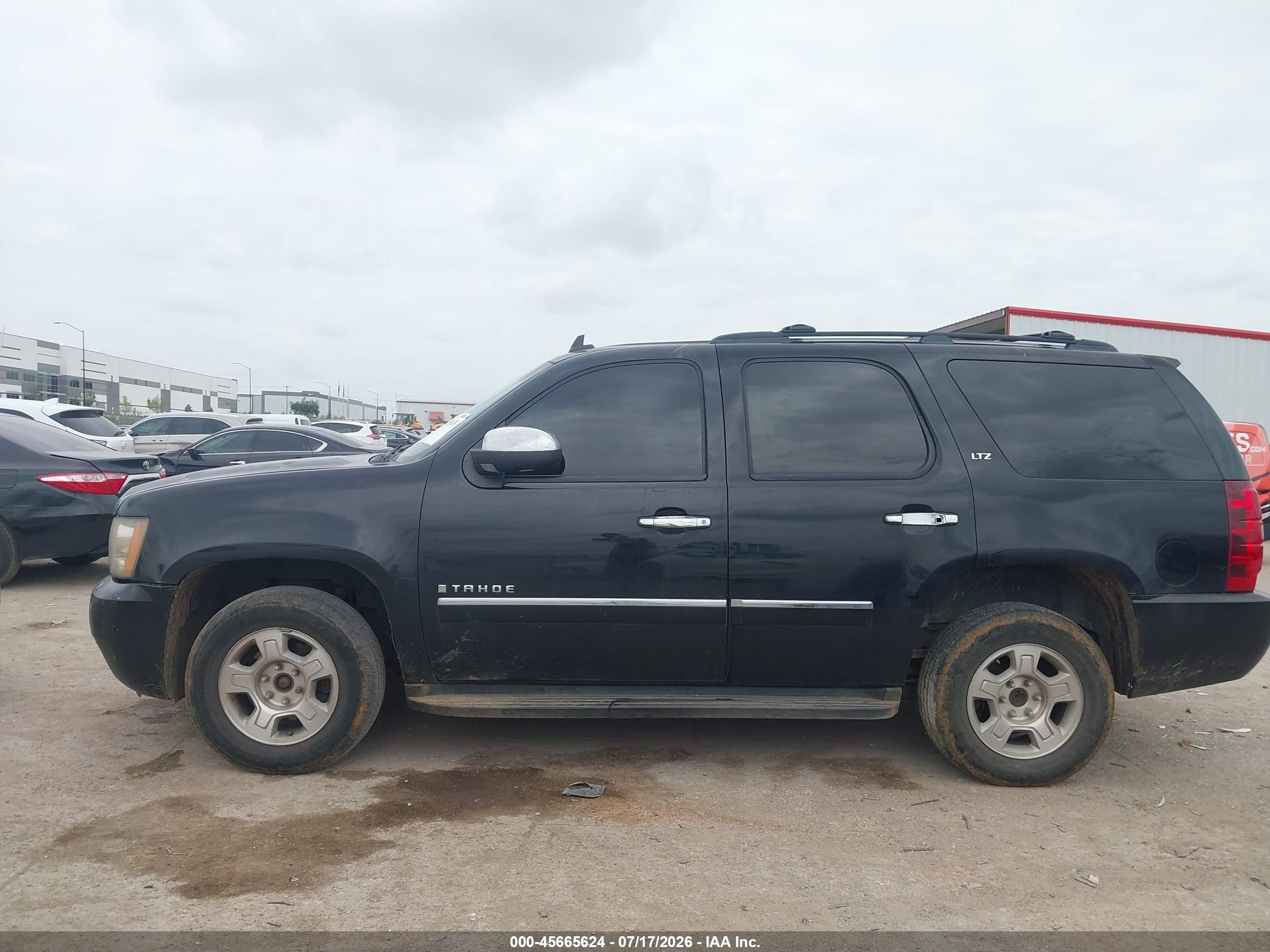 2009 Chevrolet Tahoe Ltz Black vin: 1GNFK33059R144404