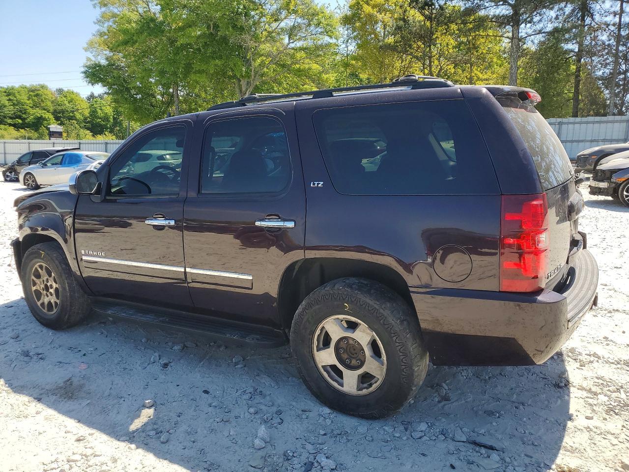 2009 Chevrolet Tahoe K1500 Ltz Purple vin: 1GNFK33079R214940
