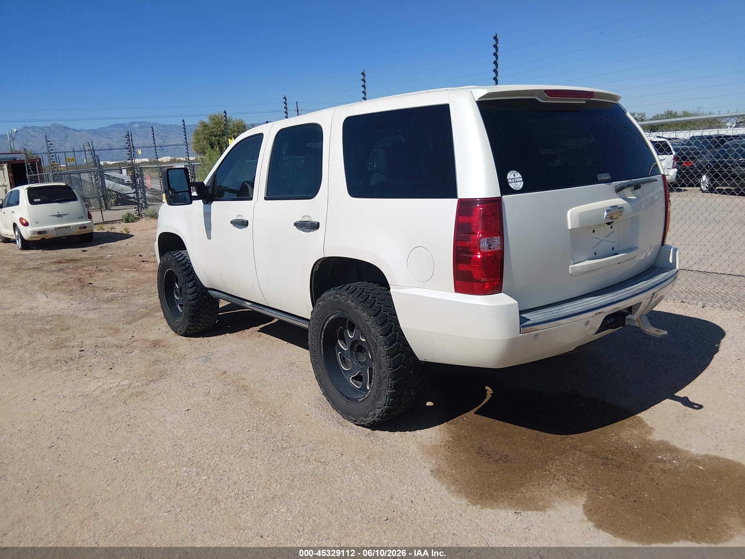 2009 Chevrolet Tahoe Ltz Кремовый vin: 1GNFK33089R166364