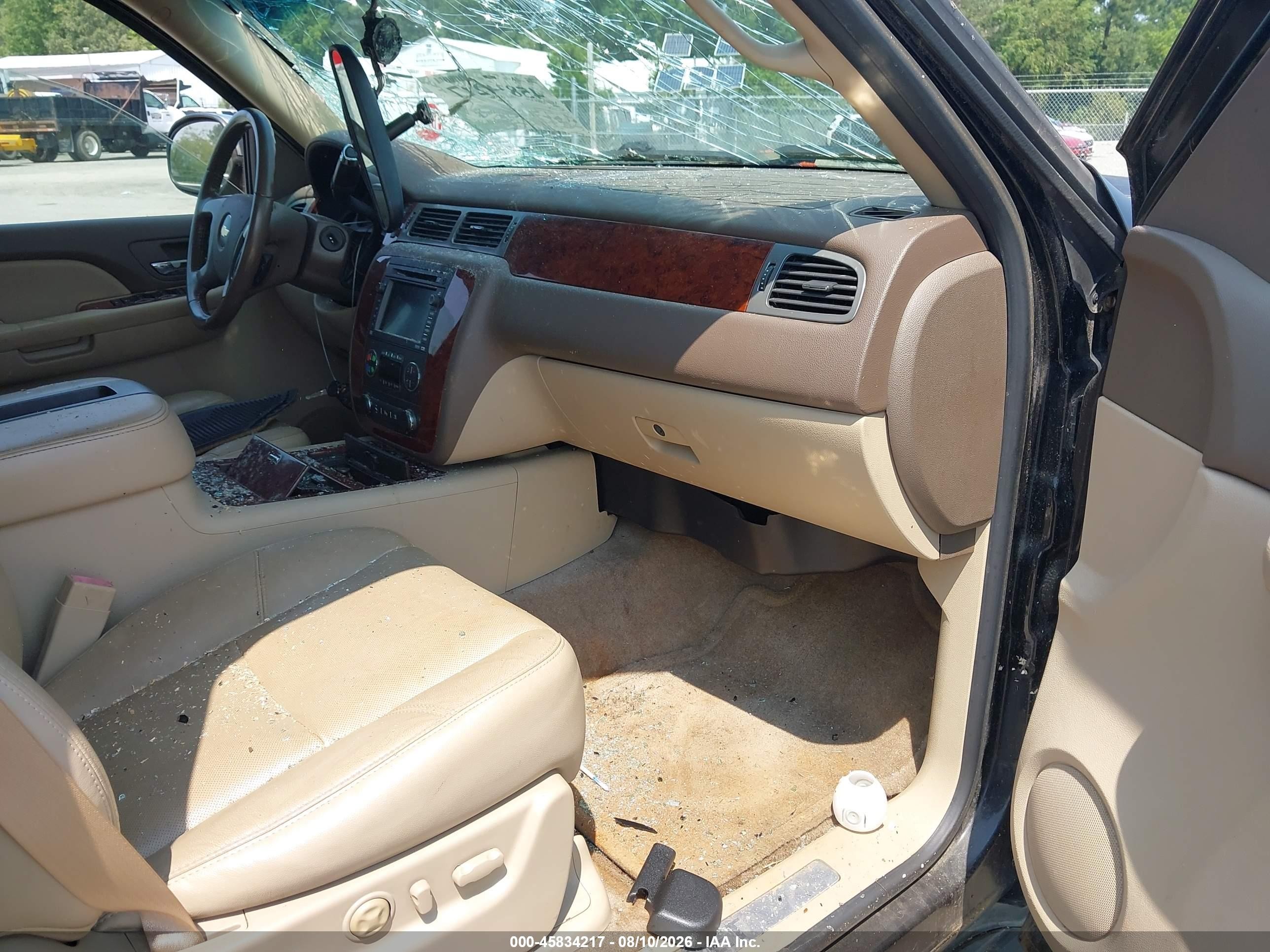 2009 Chevrolet Tahoe Ltz Черный vin: 1GNFK33099J124591