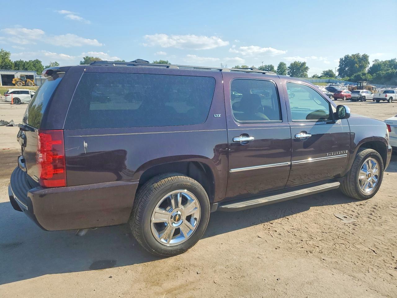 2009 Chevrolet Suburban K1500 Ltz Brown vin: 1GNFK36359R220032
