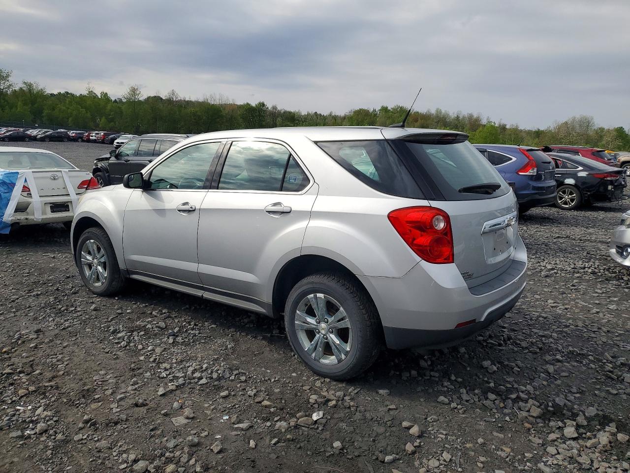 2013 Chevrolet Equinox Ls Silver vin: 1GNFLCEK1DZ106981