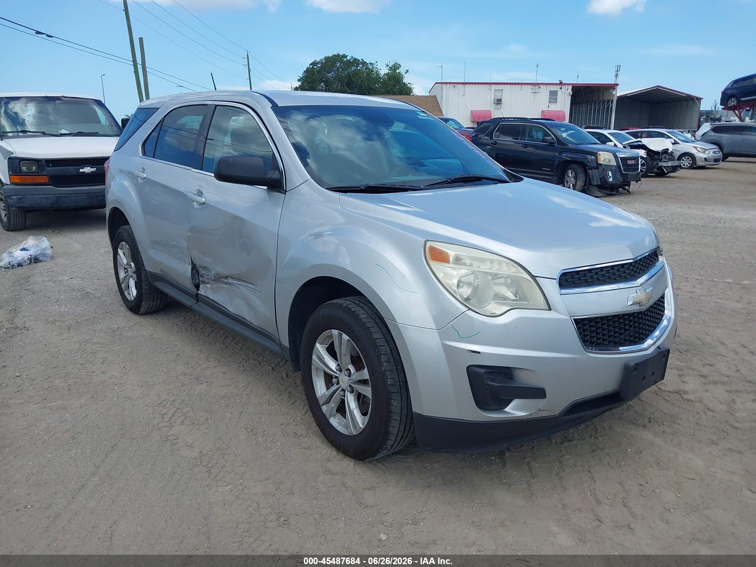 2013 Chevrolet Equinox Ls Silver vin: 1GNFLCEK3DZ126648