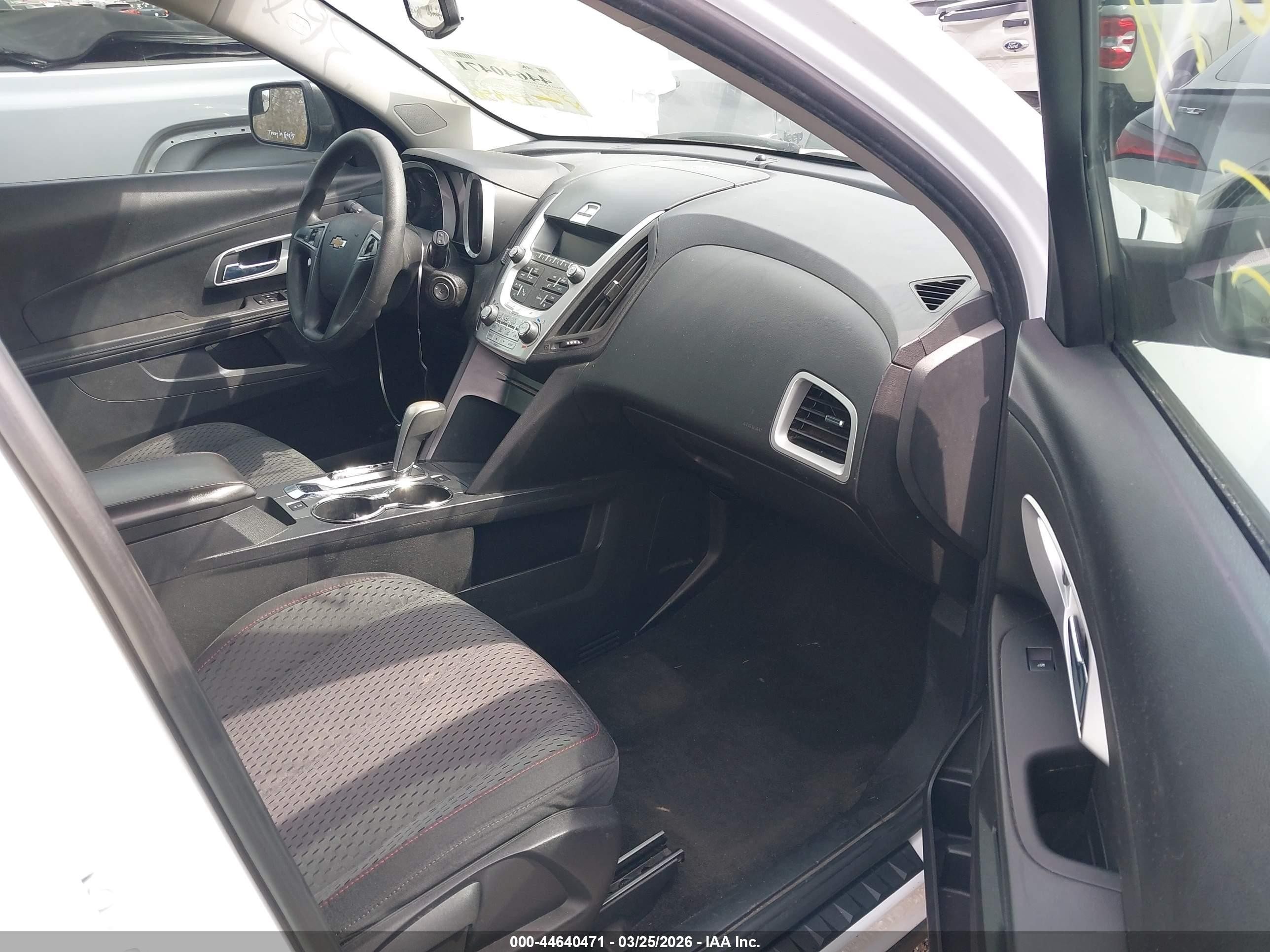 2013 Chevrolet Equinox Ls White vin: 1GNFLCEK4DZ133804