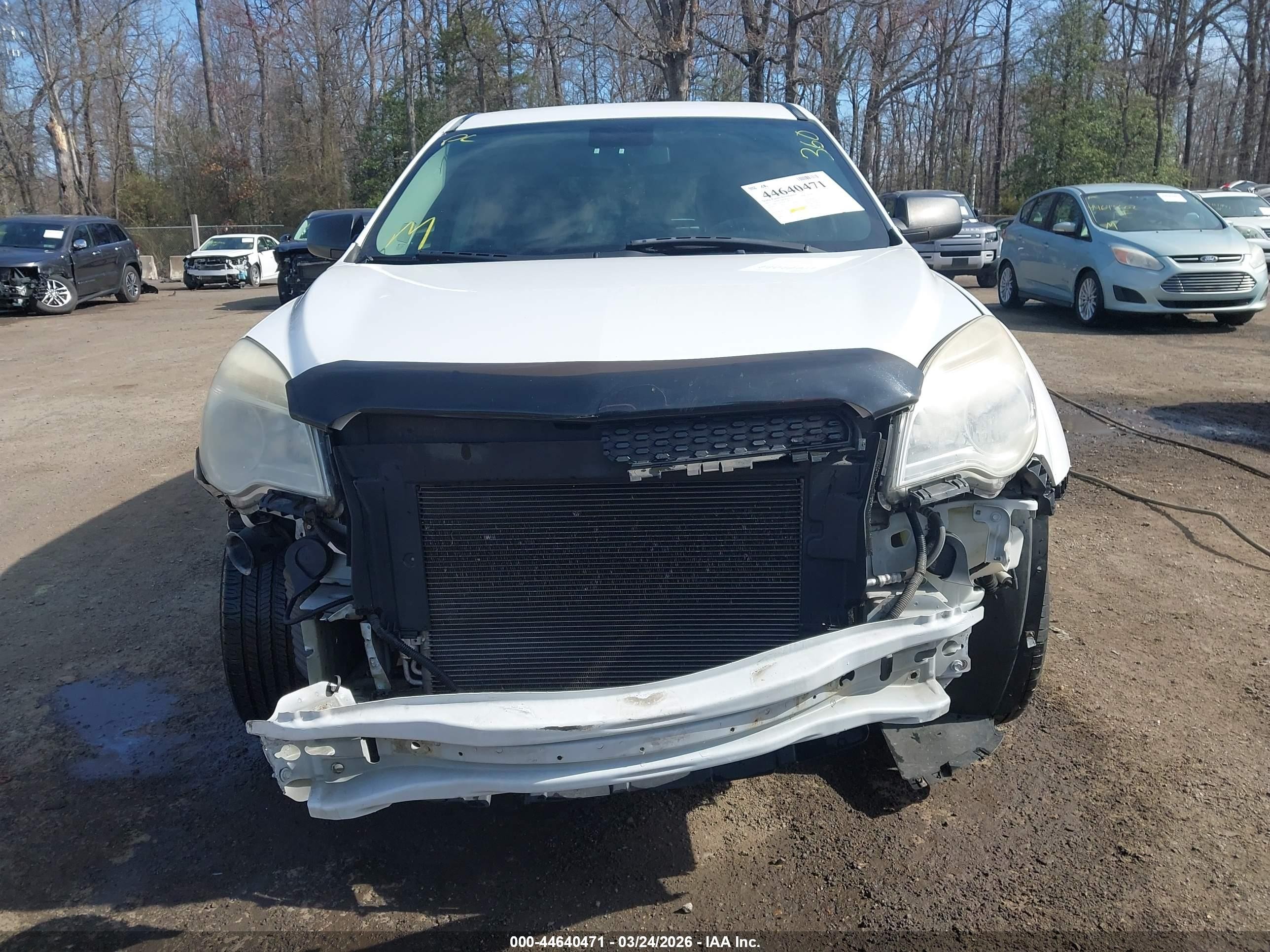 2013 Chevrolet Equinox Ls White vin: 1GNFLCEK4DZ133804