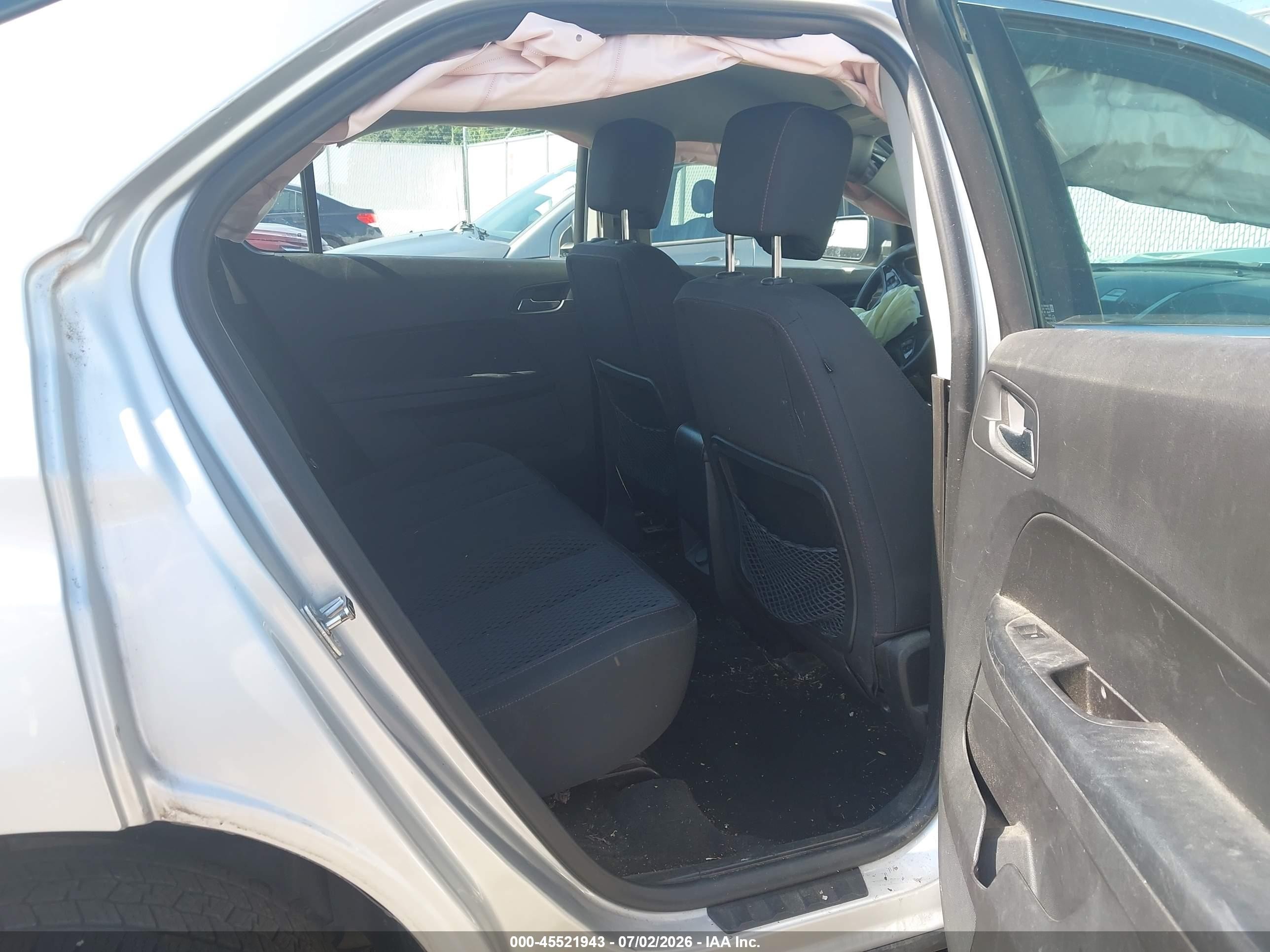 2013 Chevrolet Equinox Ls Silver vin: 1GNFLCEK7DZ129116