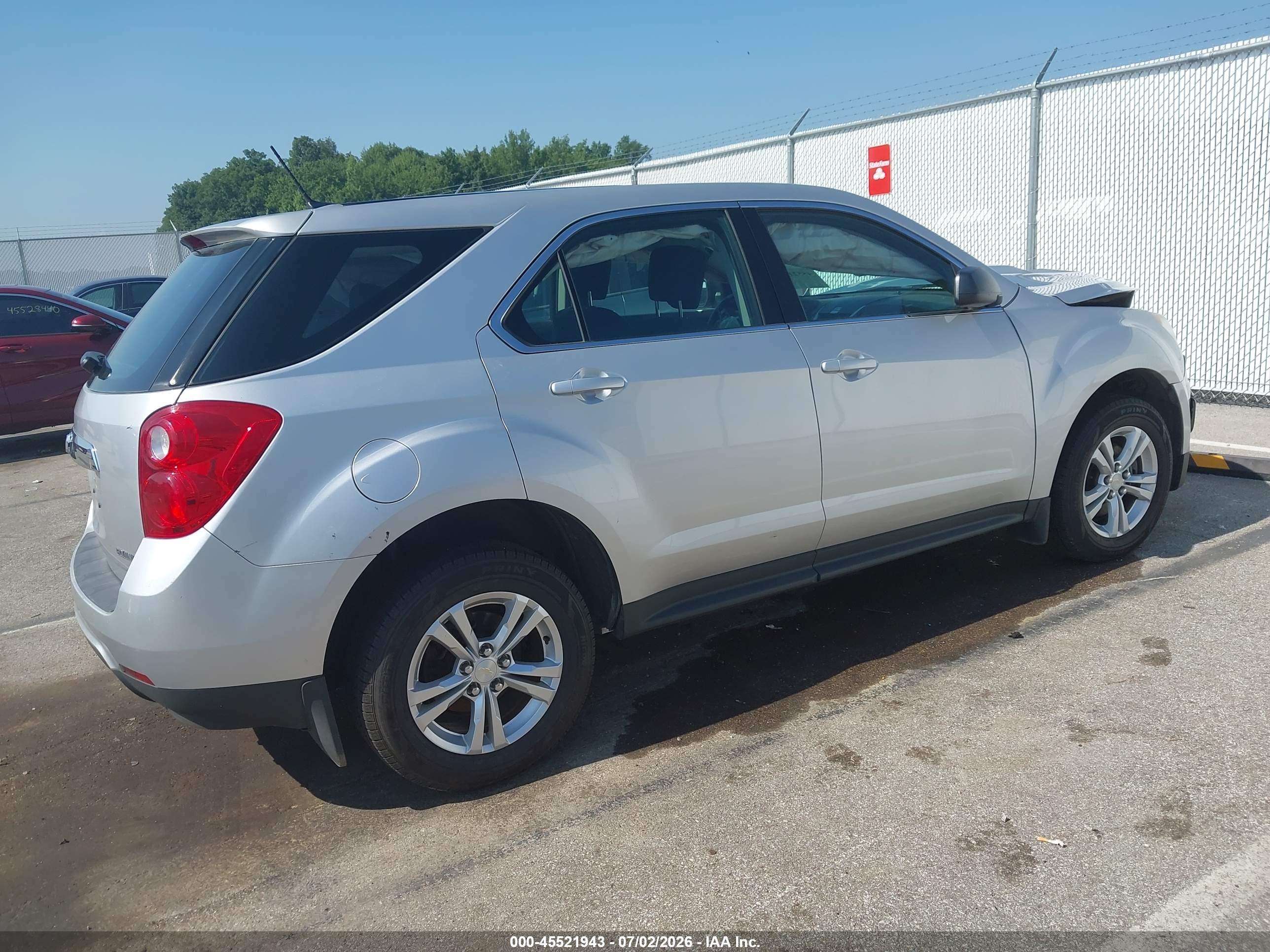 2013 Chevrolet Equinox Ls Silver vin: 1GNFLCEK7DZ129116