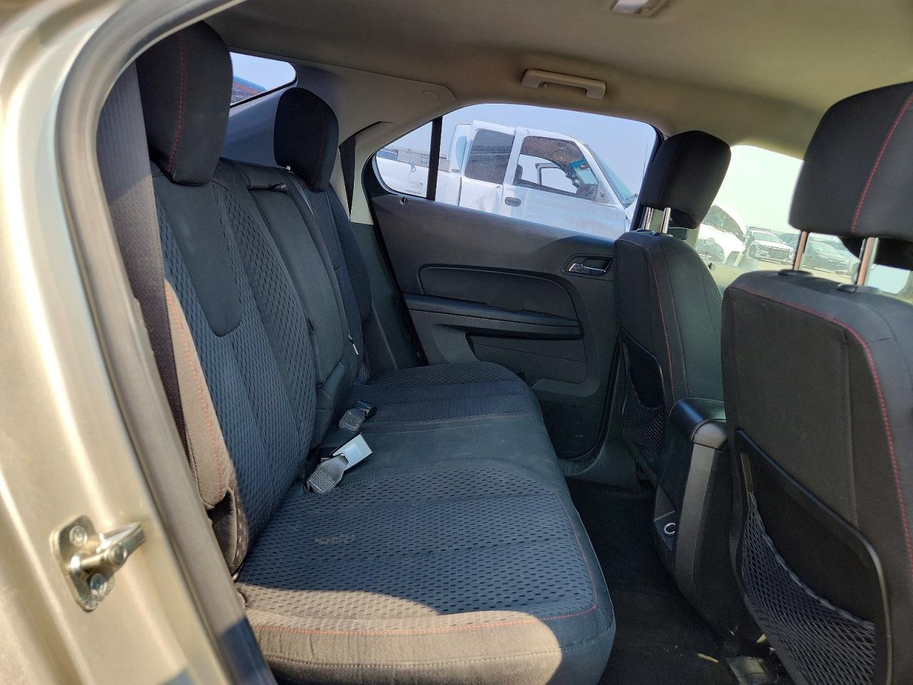 2014 Chevrolet Equinox Ls Beige vin: 1GNFLEEK1EZ125592