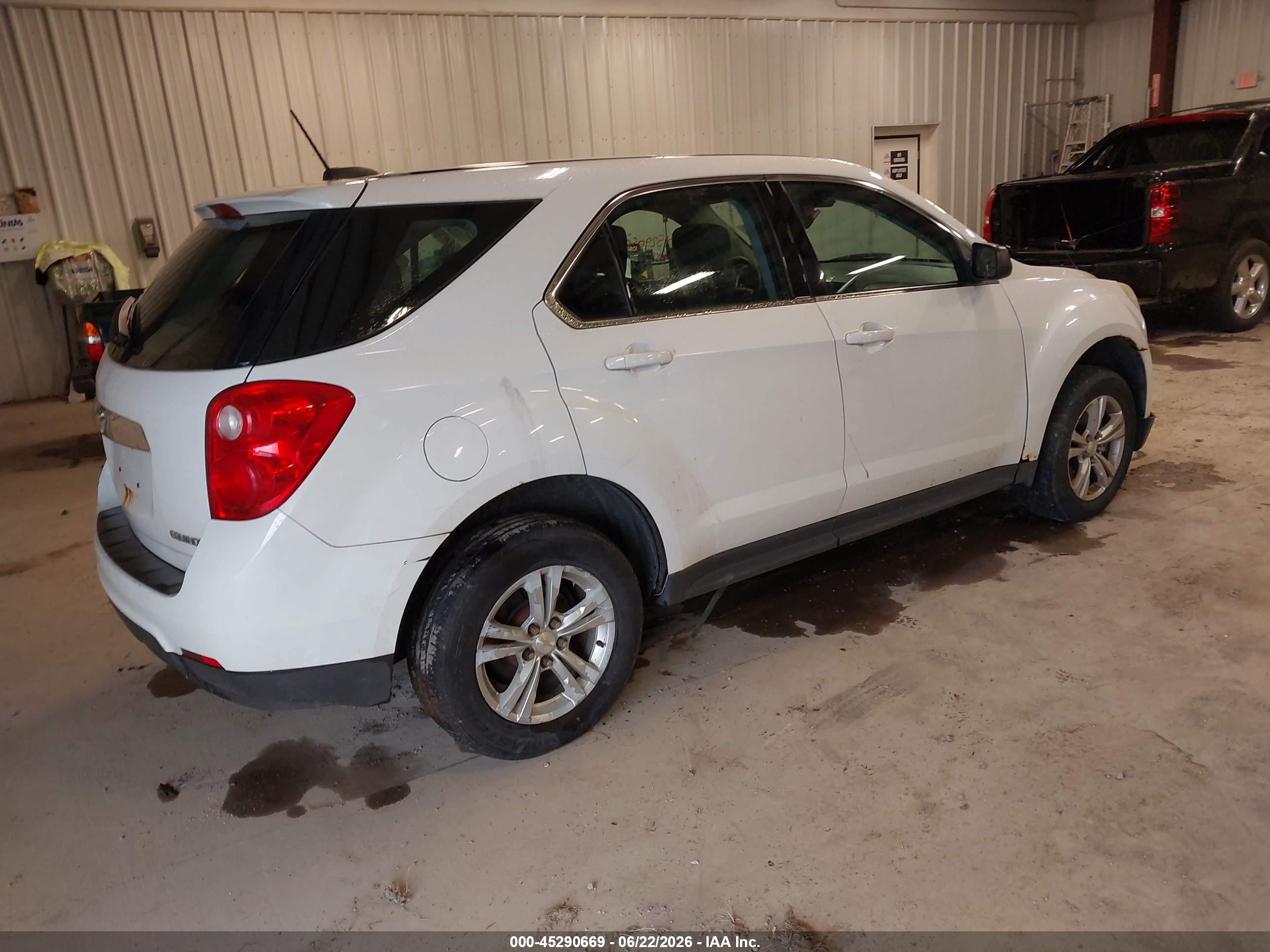 2015 Chevrolet Equinox Ls White vin: 1GNFLEEK1FZ132298