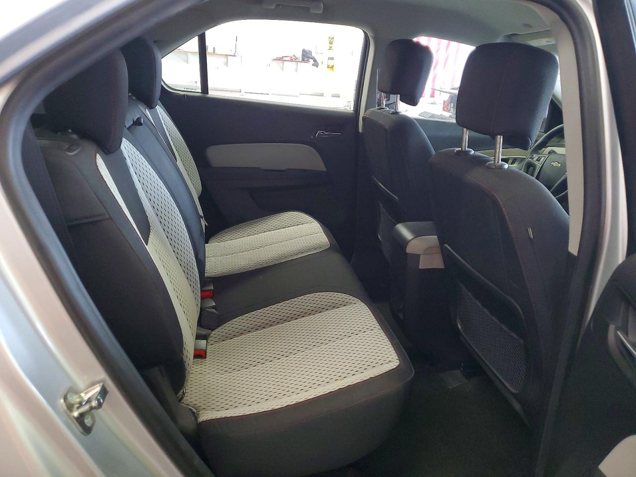 2015 Chevrolet Equinox Ls Silver vin: 1GNFLEEK5FZ131784