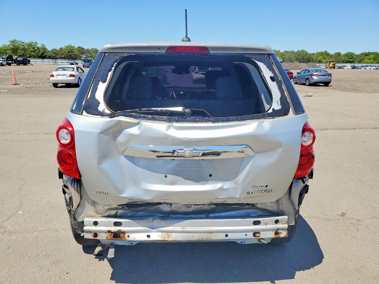 2015 Chevrolet Equinox Ls Silver vin: 1GNFLEEK6FZ126982