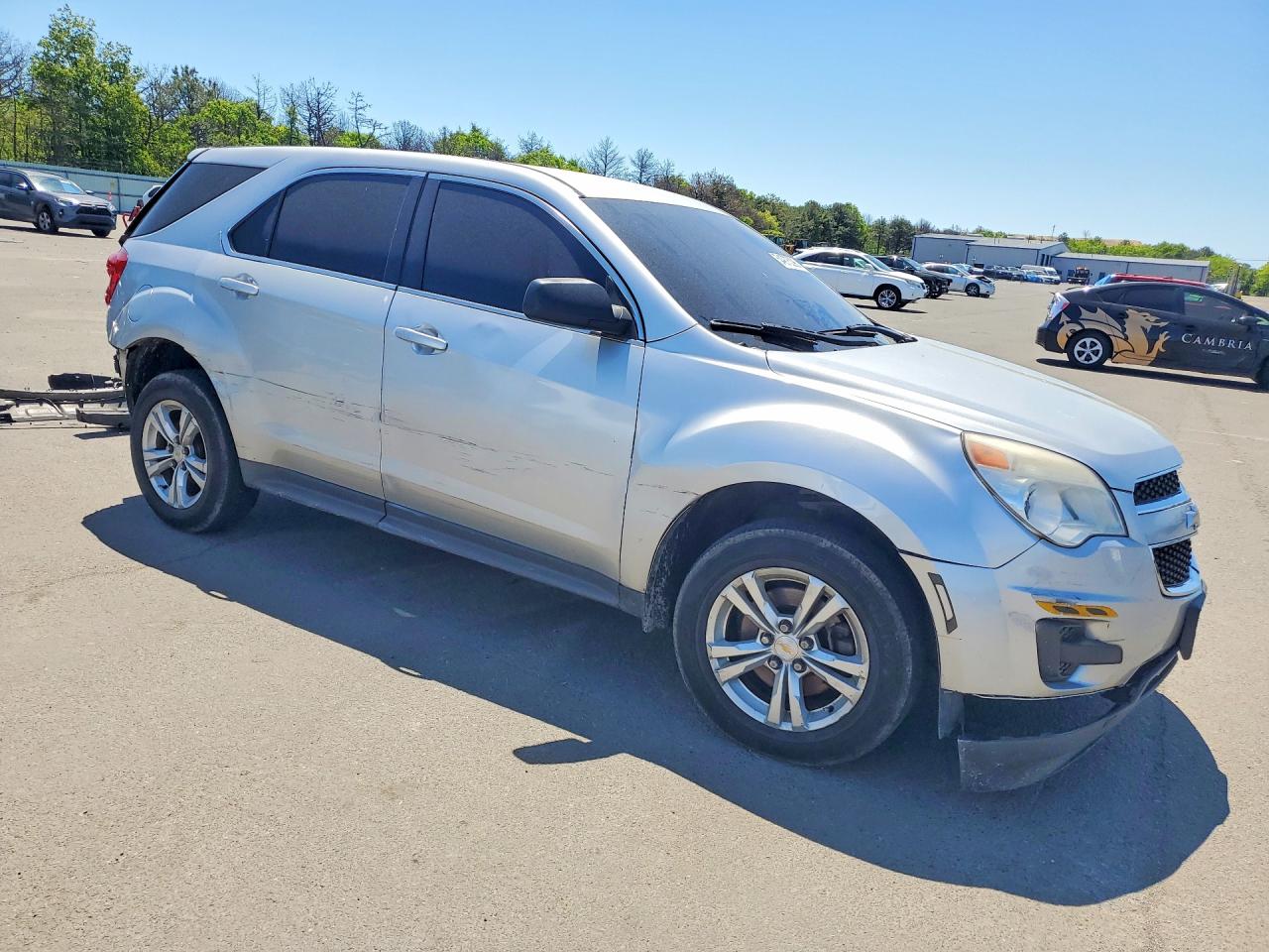 2015 Chevrolet Equinox Ls Silver vin: 1GNFLEEK6FZ126982