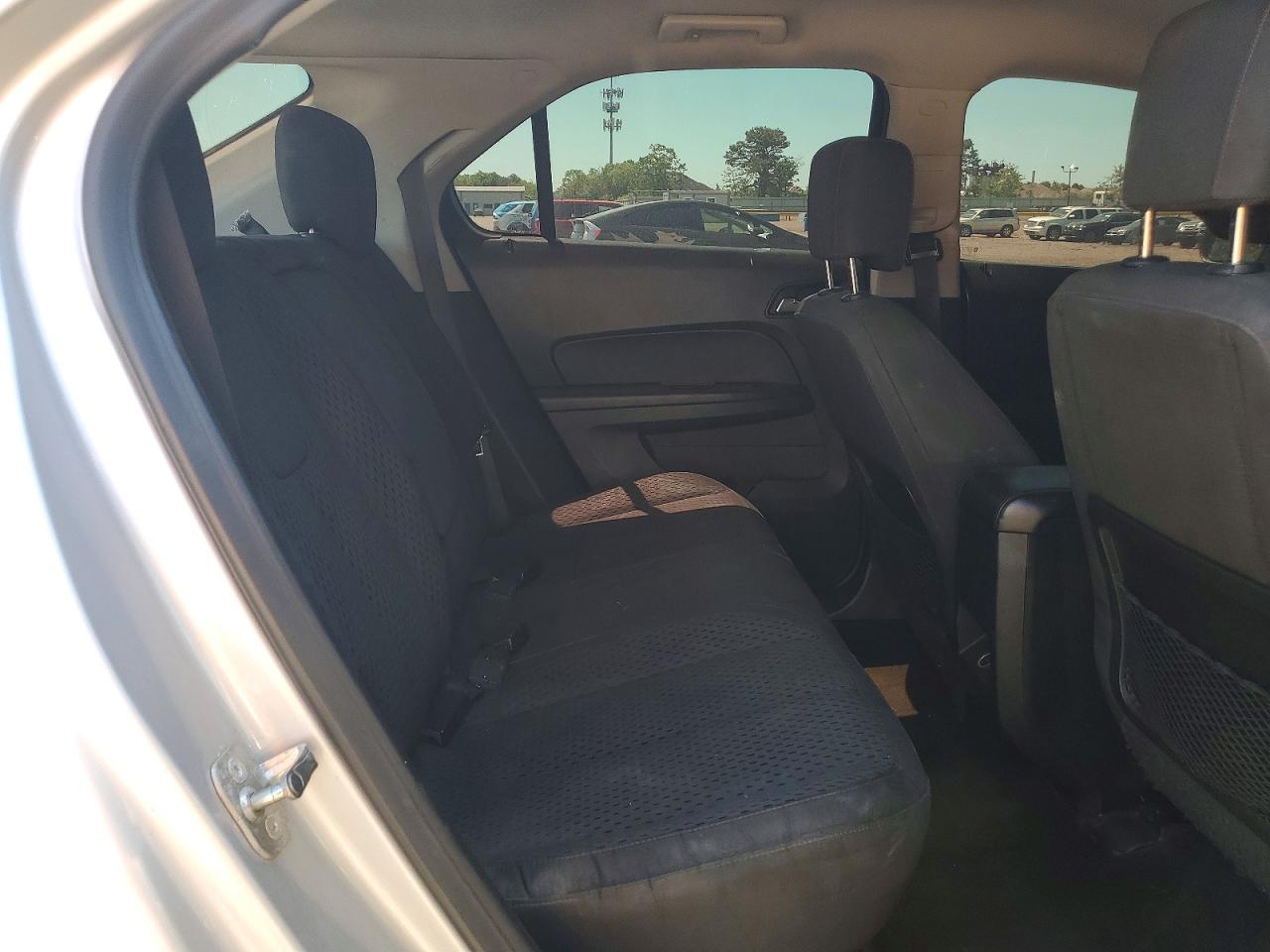 2015 Chevrolet Equinox Ls Silver vin: 1GNFLEEK6FZ126982