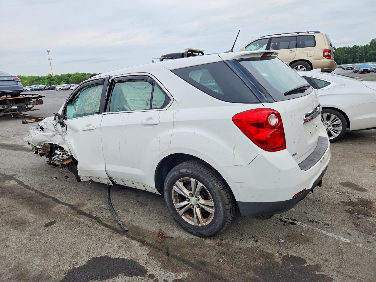 2014 Chevrolet Equinox Ls Белый vin: 1GNFLEEK9EZ106062
