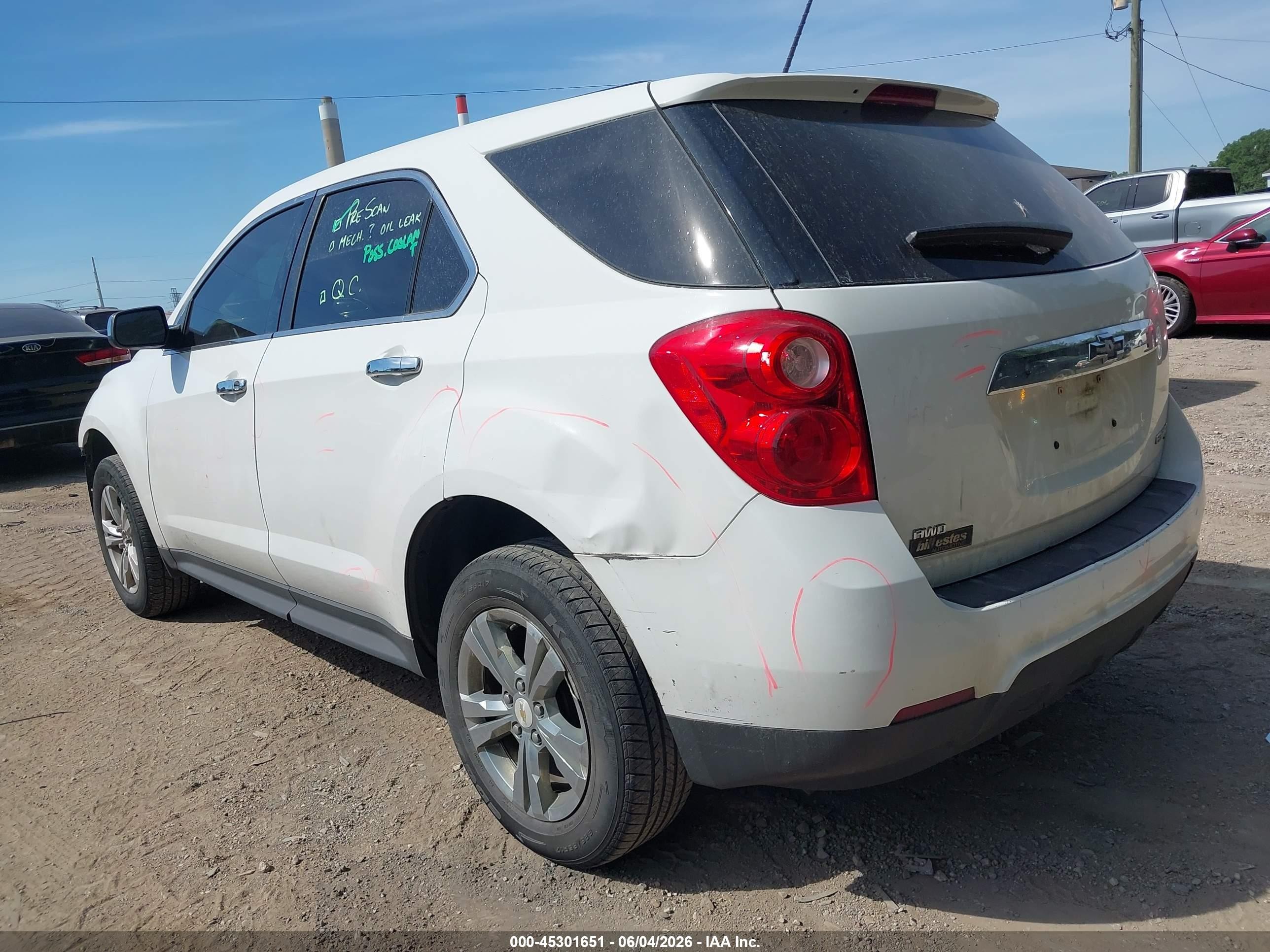 2015 Chevrolet Equinox Ls White vin: 1GNFLEEKXFZ134678