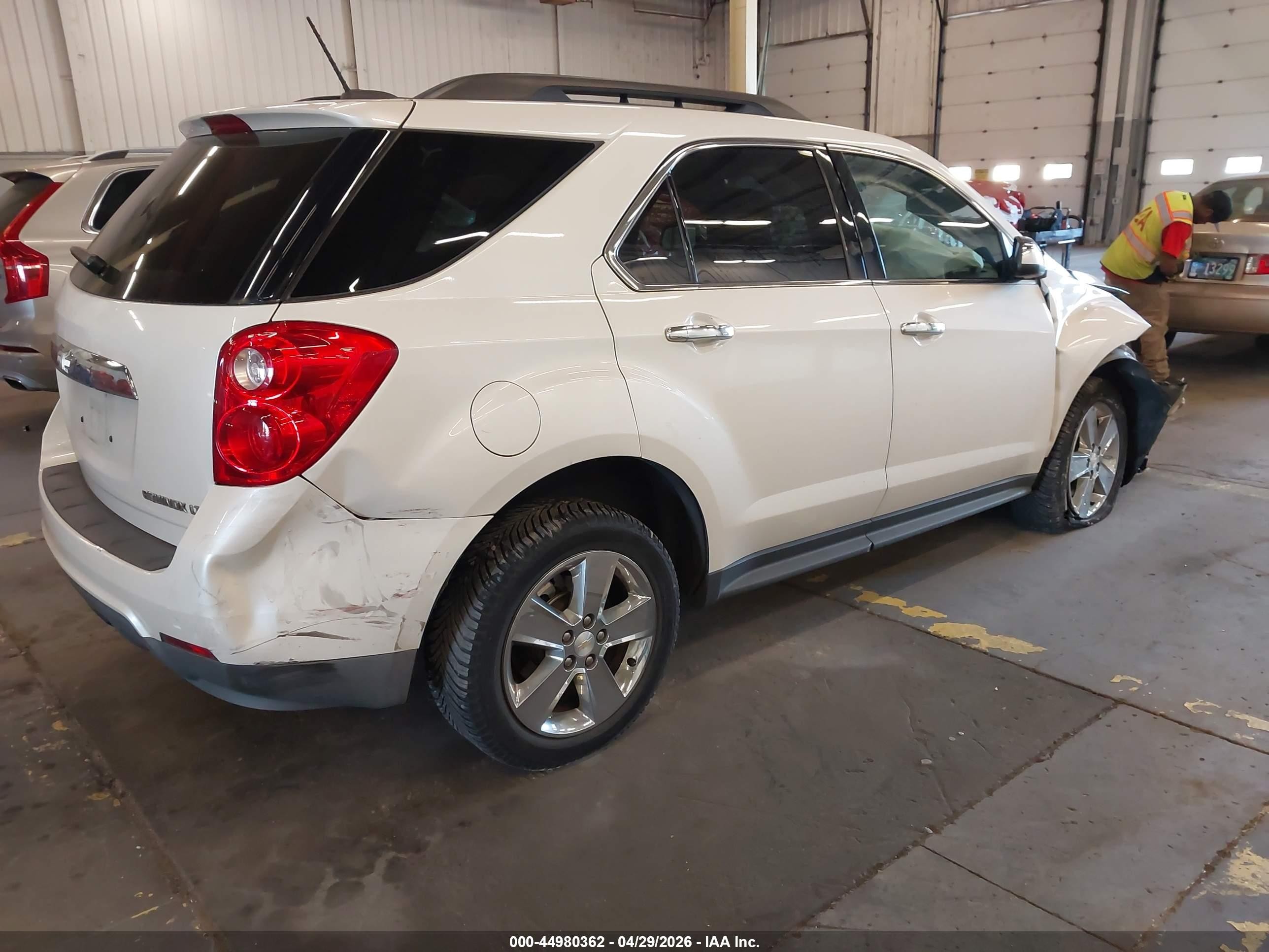 2015 Chevrolet Equinox 1lt Белый vin: 1GNFLFEK1FZ106421