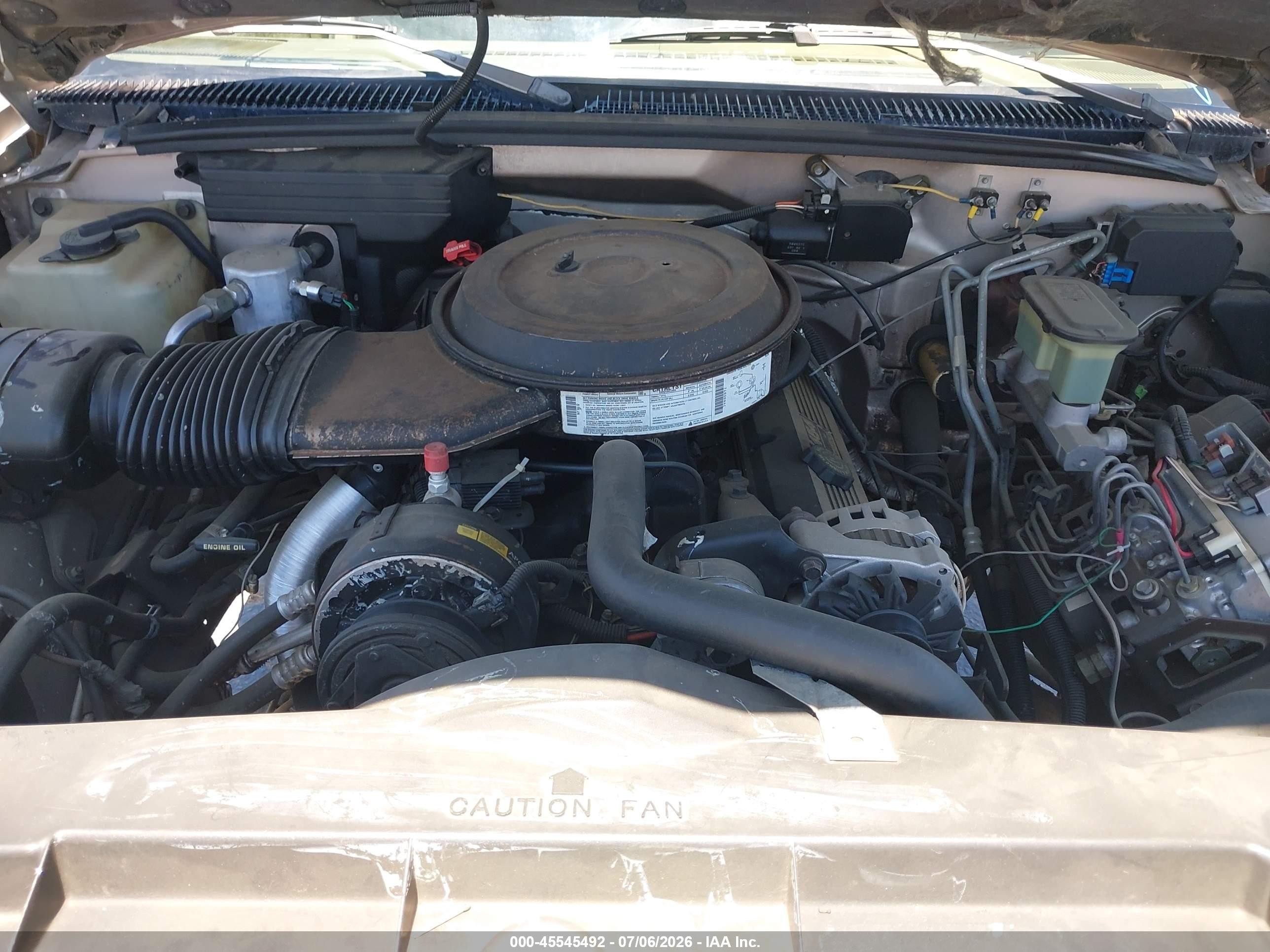 1993 Chevrolet Suburban C2500 Beige vin: 1GNGC26N8PJ301258