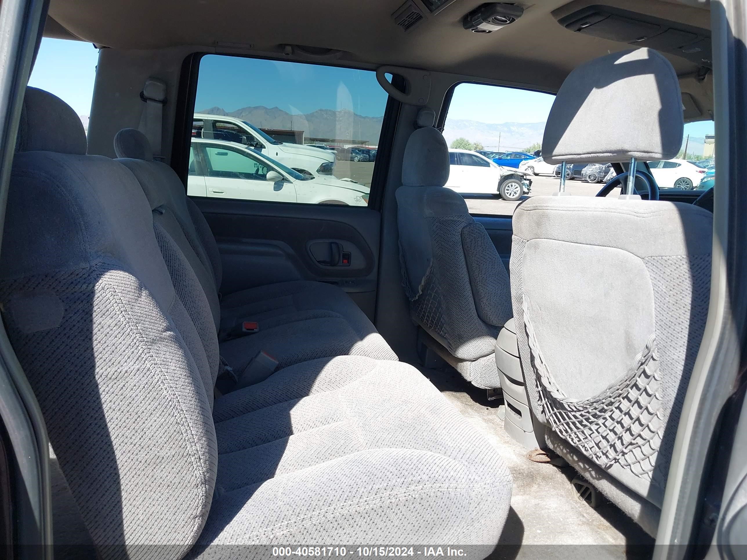 1997 Chevrolet Suburban 2500   Фиолетовый vin: 1GNGC26R0VJ369814