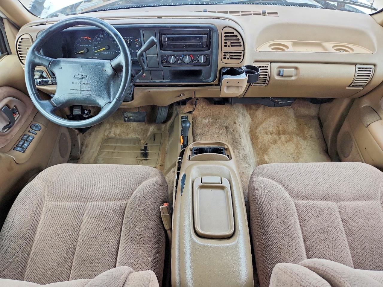 1995 Chevrolet Suburban K2500 White vin: 1GNGK26F2SJ342392