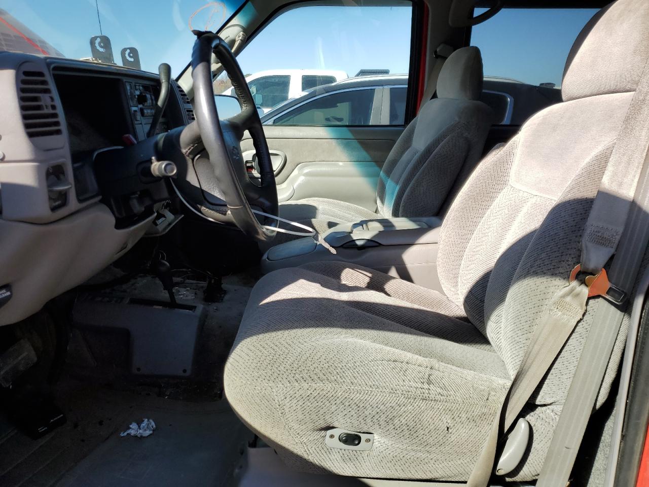 1995 Chevrolet Suburban K2500 Red vin: 1GNGK26K4SJ337384