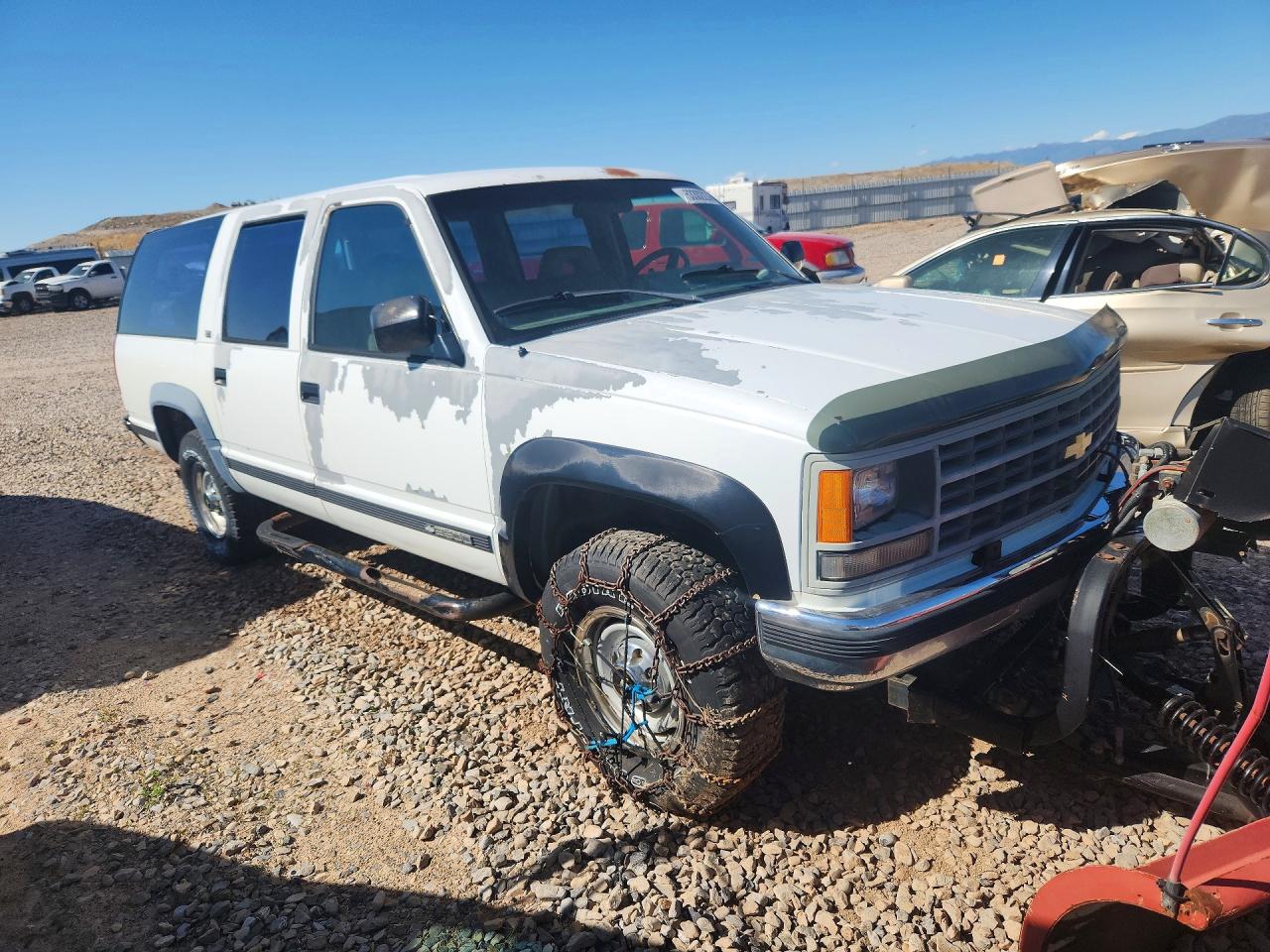 1993 Chevrolet Suburban K2500 Белый vin: 1GNGK26K5PJ362270