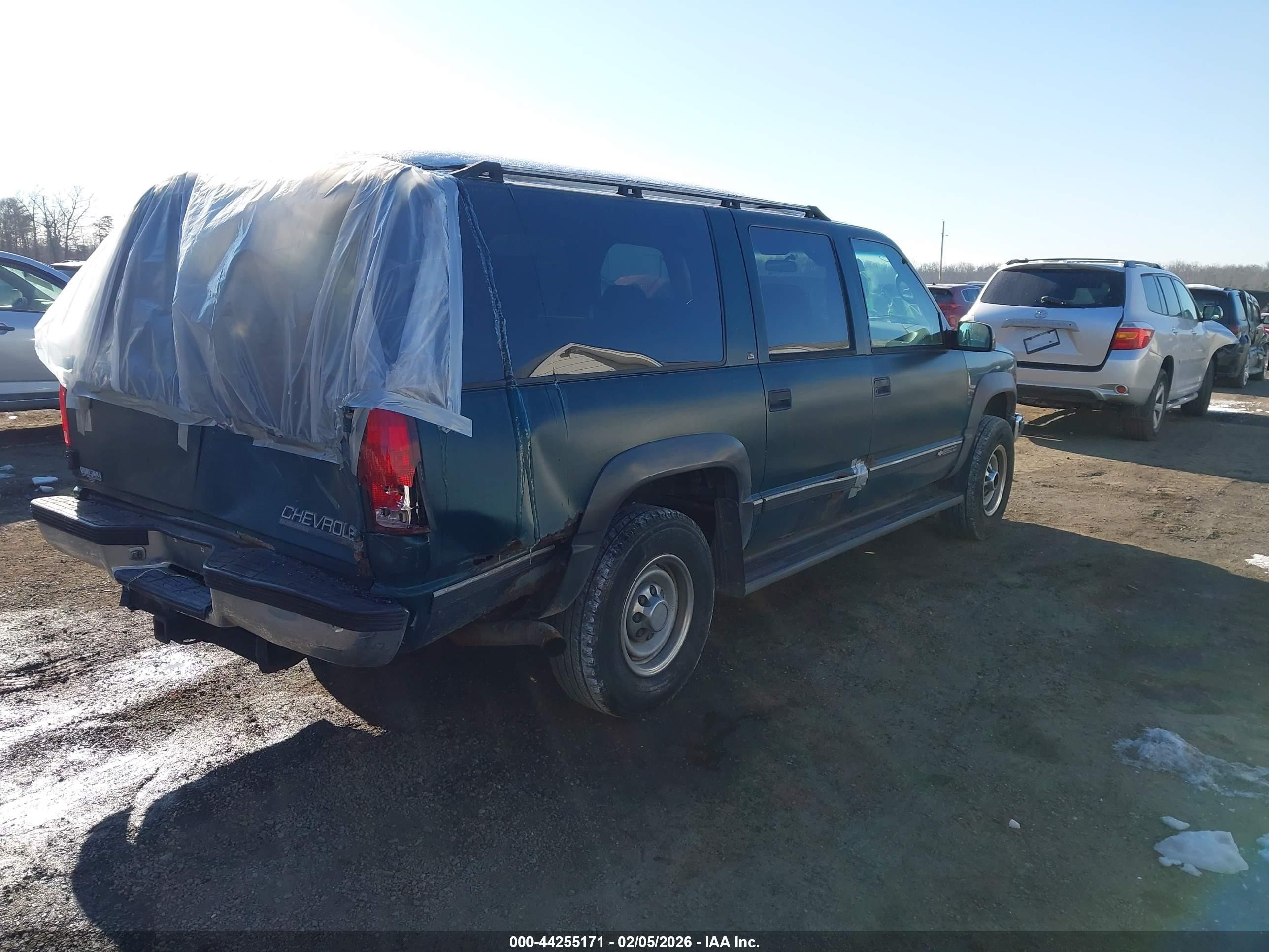 1995 Chevrolet Suburban K2500 Зеленый vin: 1GNGK26K7SJ323768
