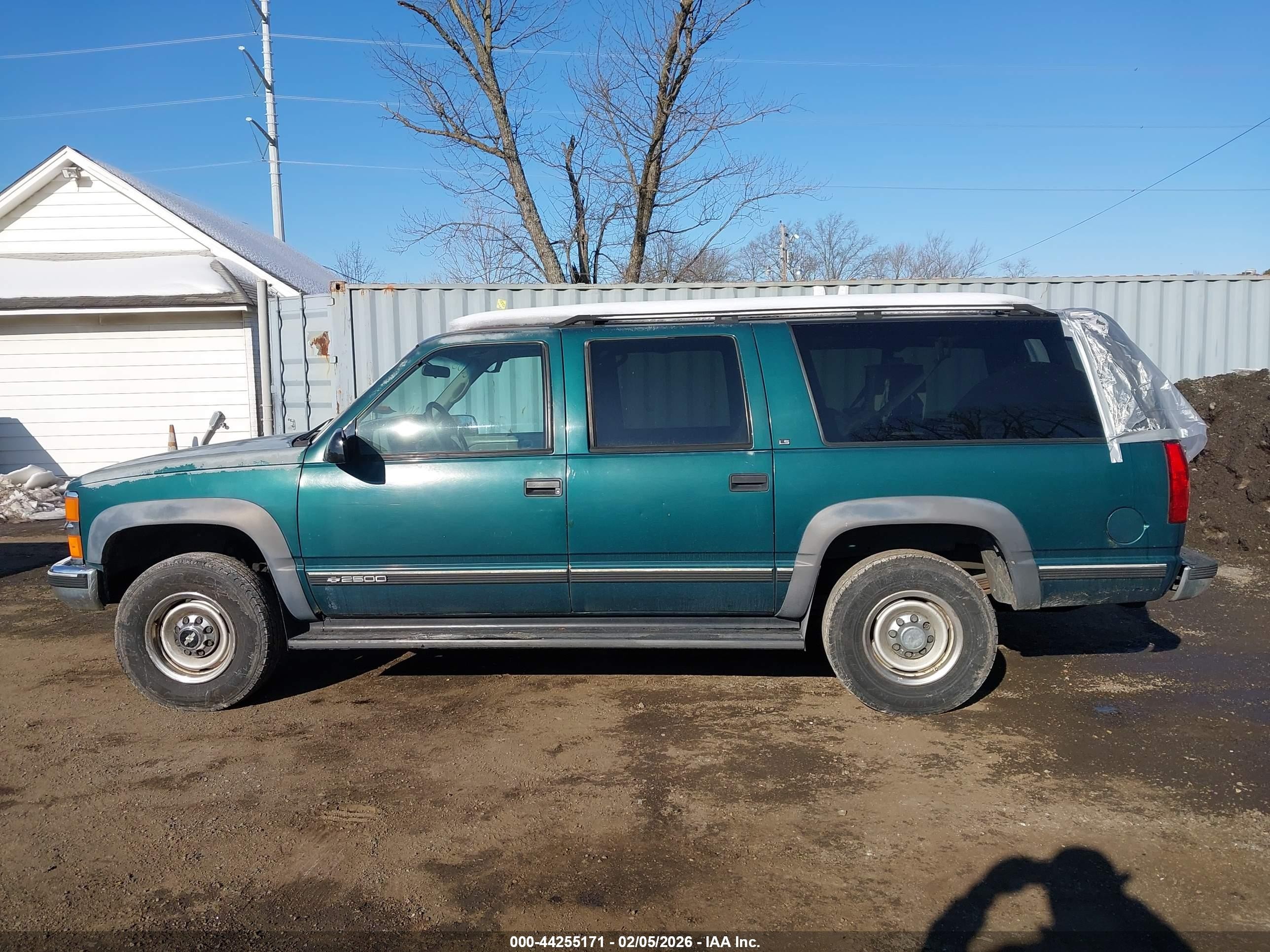 1995 Chevrolet Suburban K2500 Зеленый vin: 1GNGK26K7SJ323768