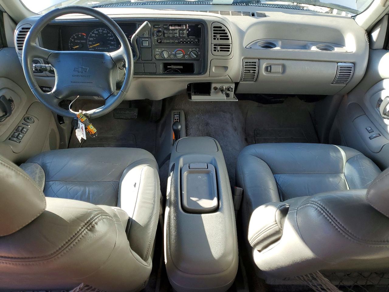 1995 Chevrolet Suburban K2500 Gray vin: 1GNGK26N2SJ337734