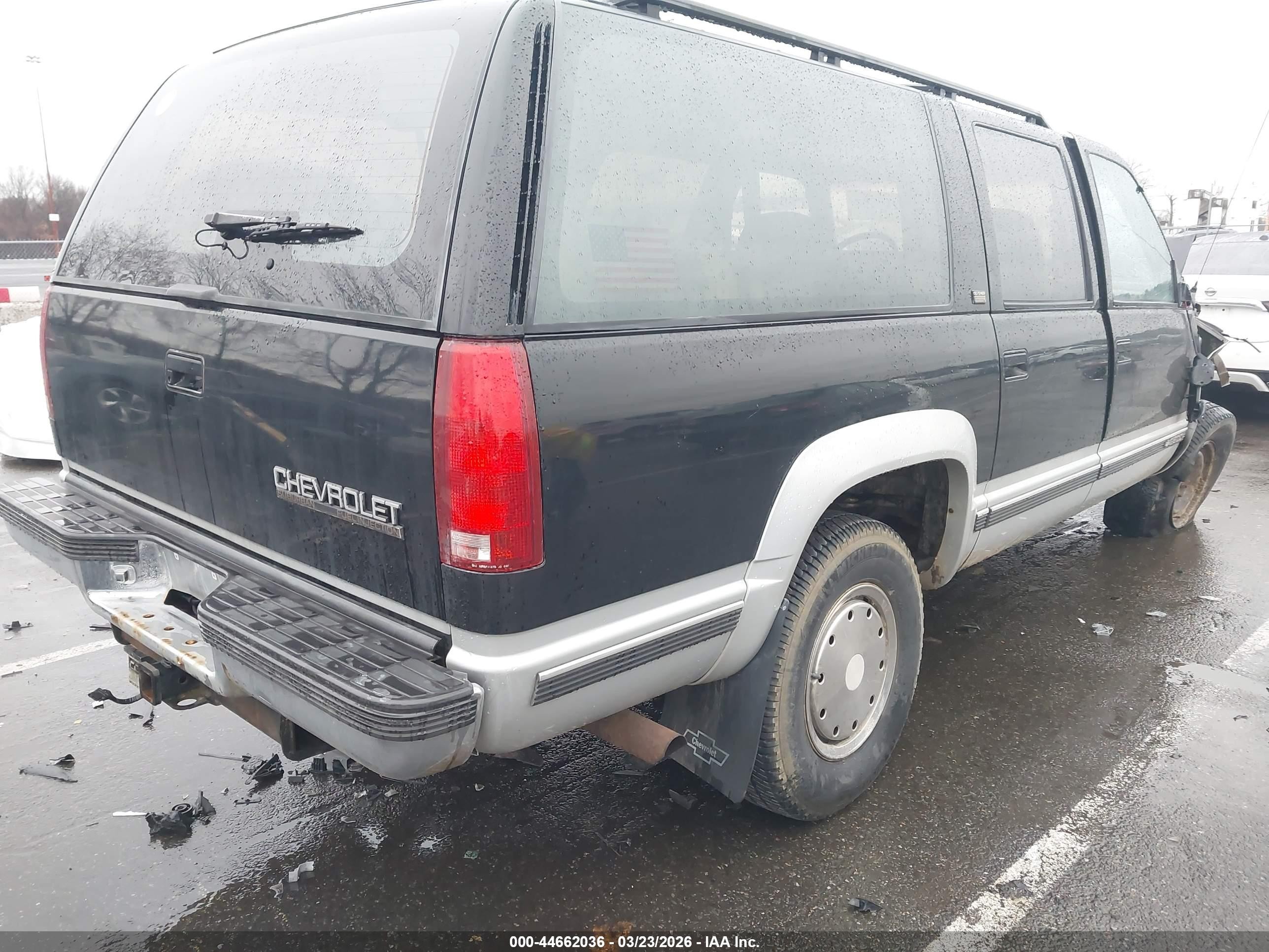 1992 Chevrolet Suburban K2500 Black vin: 1GNGK26N4NJ343314