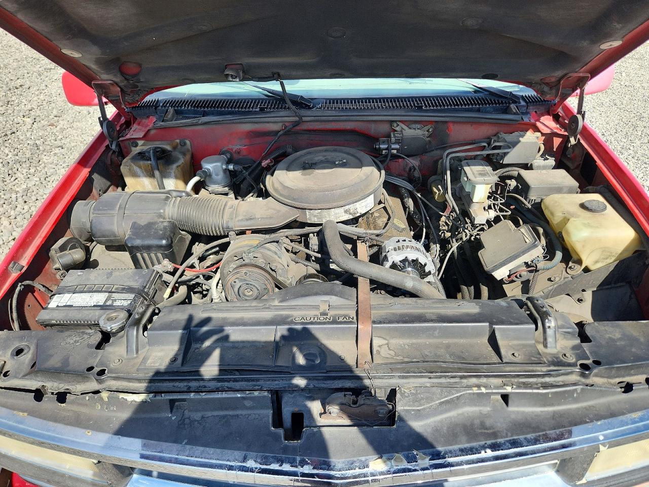 1995 Chevrolet Suburban K2500 Red vin: 1GNGK26N7SJ307435
