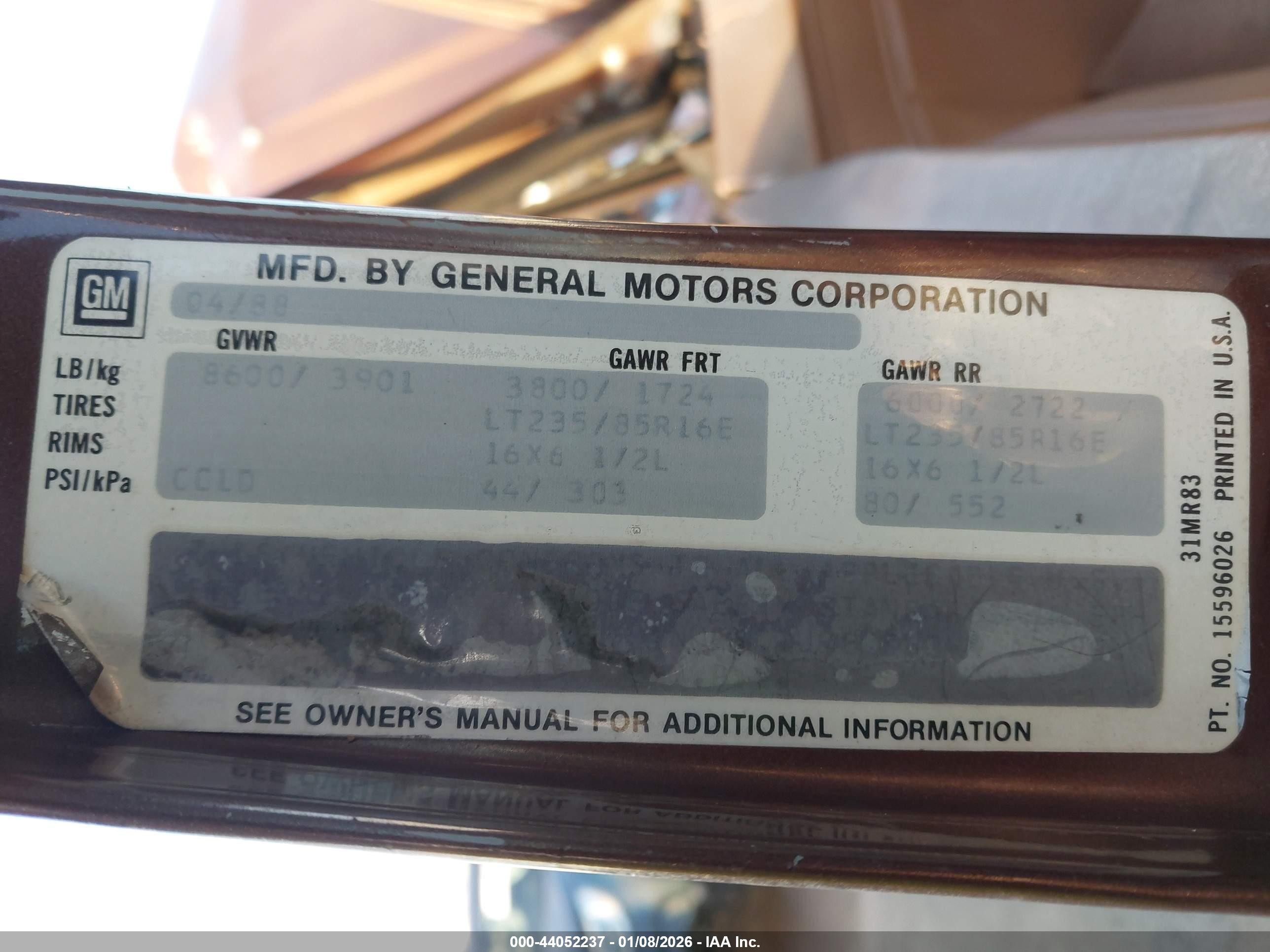 1988 Chevrolet Suburban R20 Brown vin: 1GNGR26K1JF166767