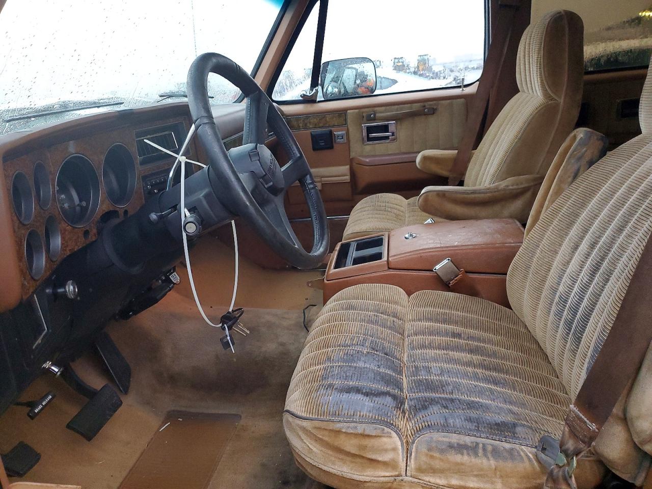 1989 Chevrolet Suburban R2500 Black vin: 1GNGR26N4KF194123