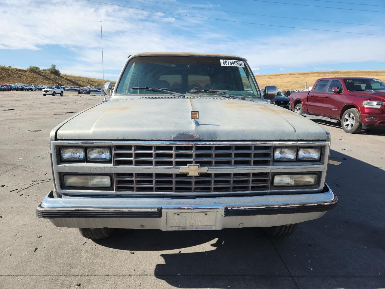 1989 Chevrolet Suburban R2500 Blue vin: 1GNGR26N7KF183553