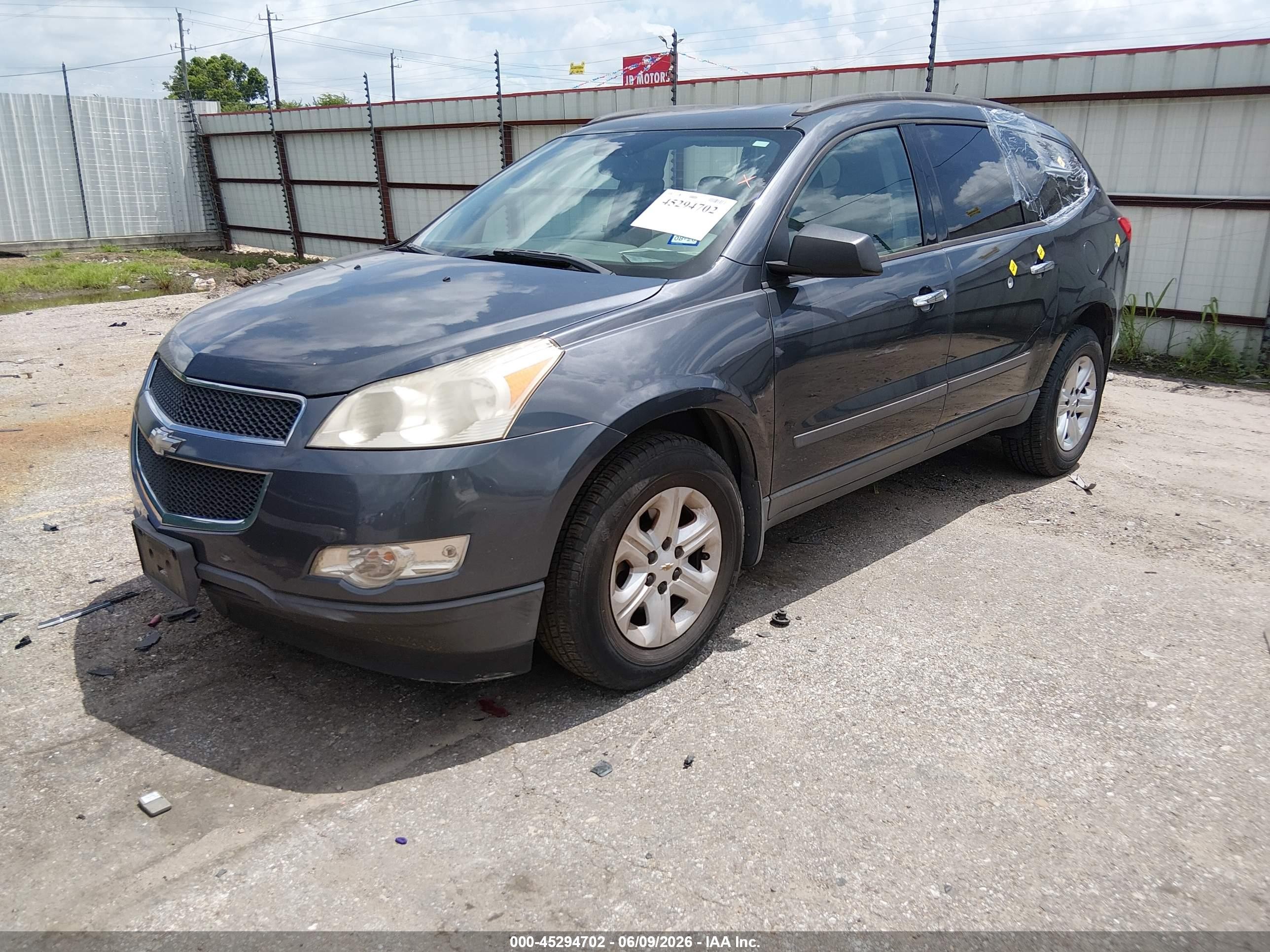 2011 Chevrolet Traverse Ls Gray vin: 1GNKREED1BJ273766