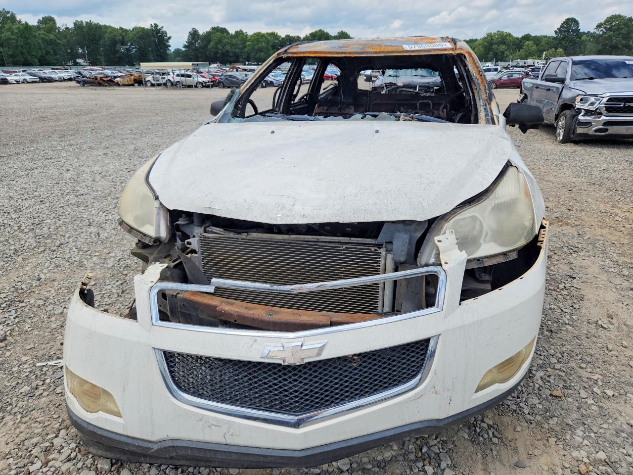 2011 Chevrolet Traverse Ls Burn vin: 1GNKREED2BJ413601