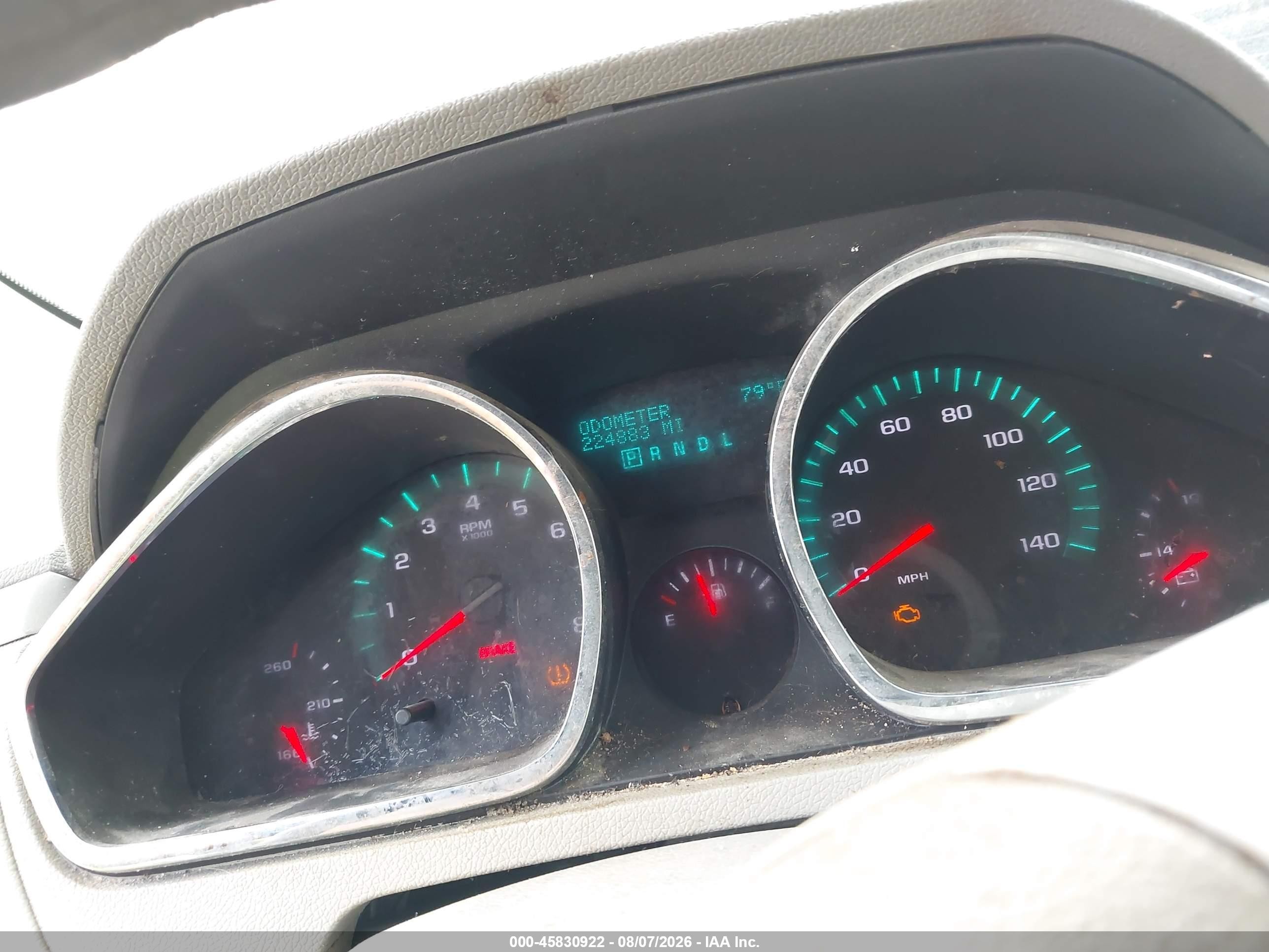 2011 Chevrolet Traverse Ls Silver vin: 1GNKREED3BJ130320