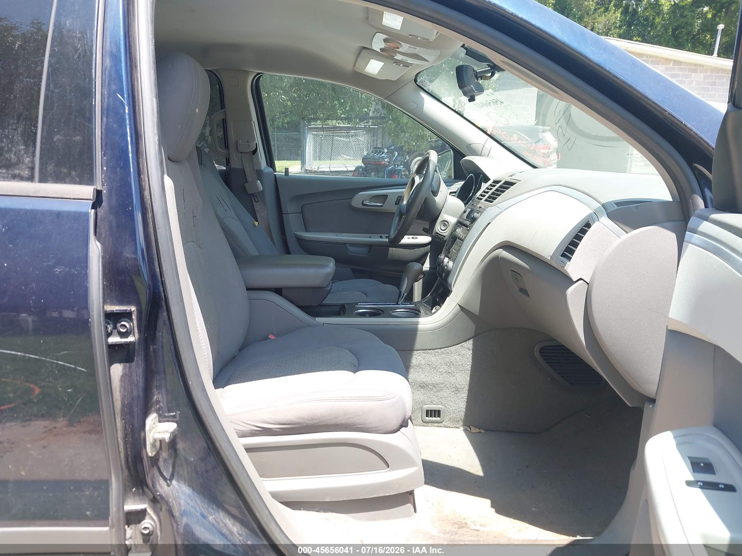 2011 Chevrolet Traverse Ls Navy vin: 1GNKREED6BJ193234