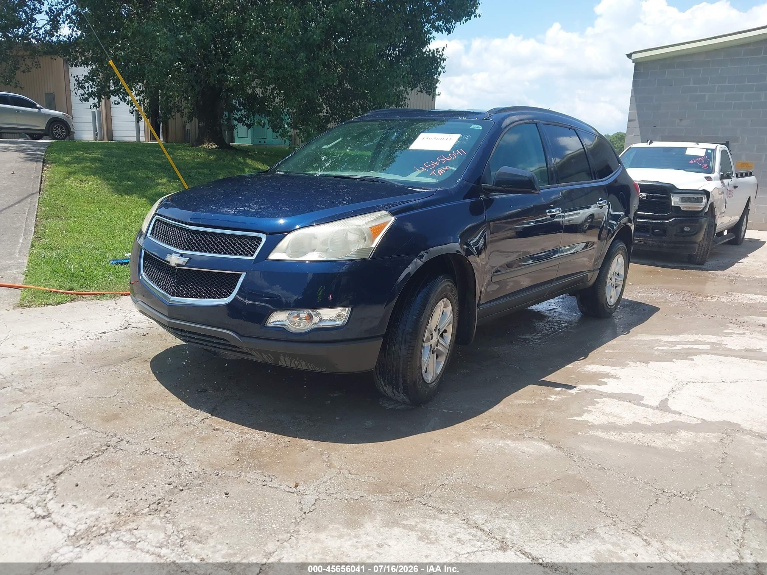 2011 Chevrolet Traverse Ls Navy vin: 1GNKREED6BJ193234