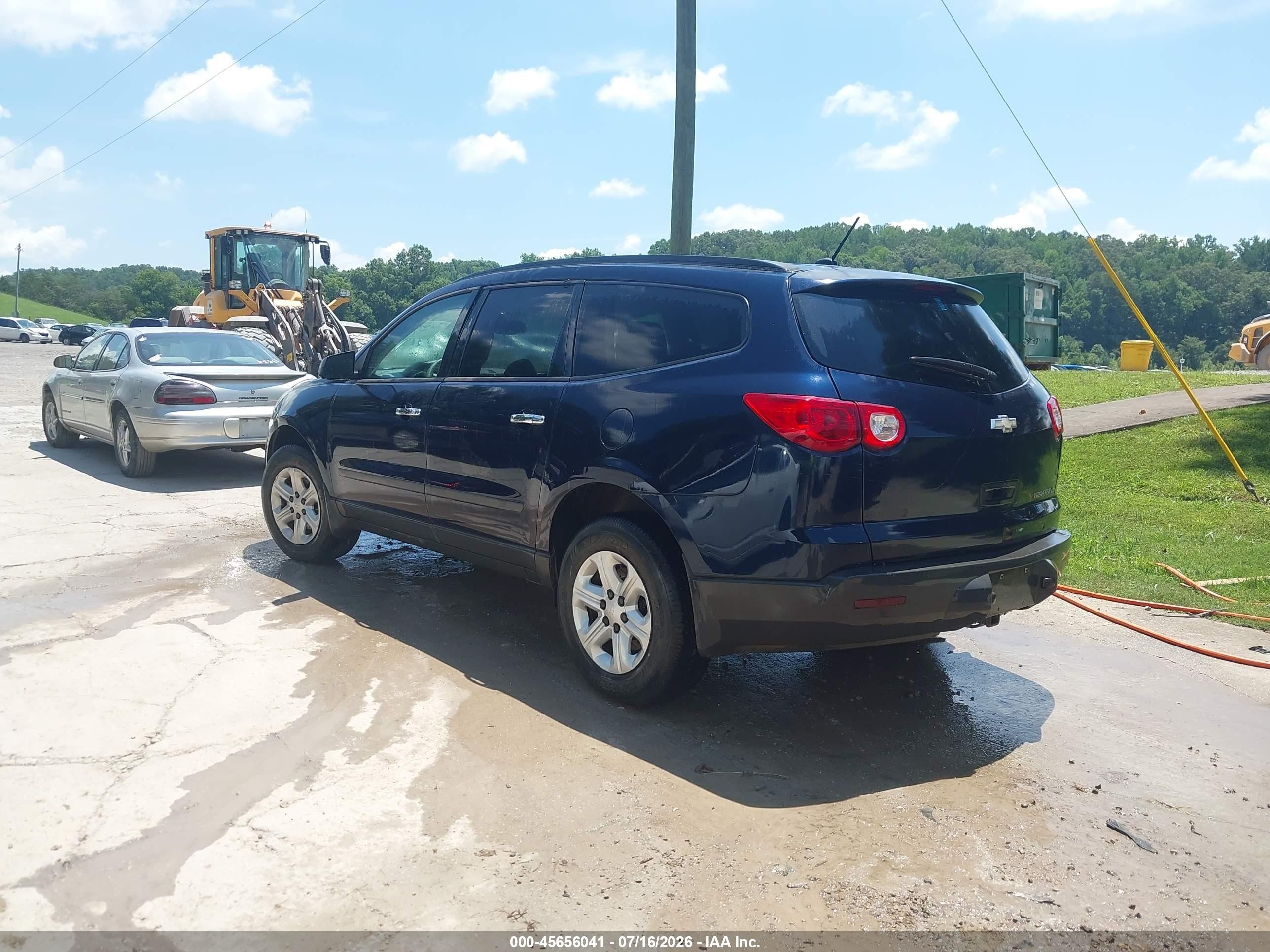2011 Chevrolet Traverse Ls Navy vin: 1GNKREED6BJ193234