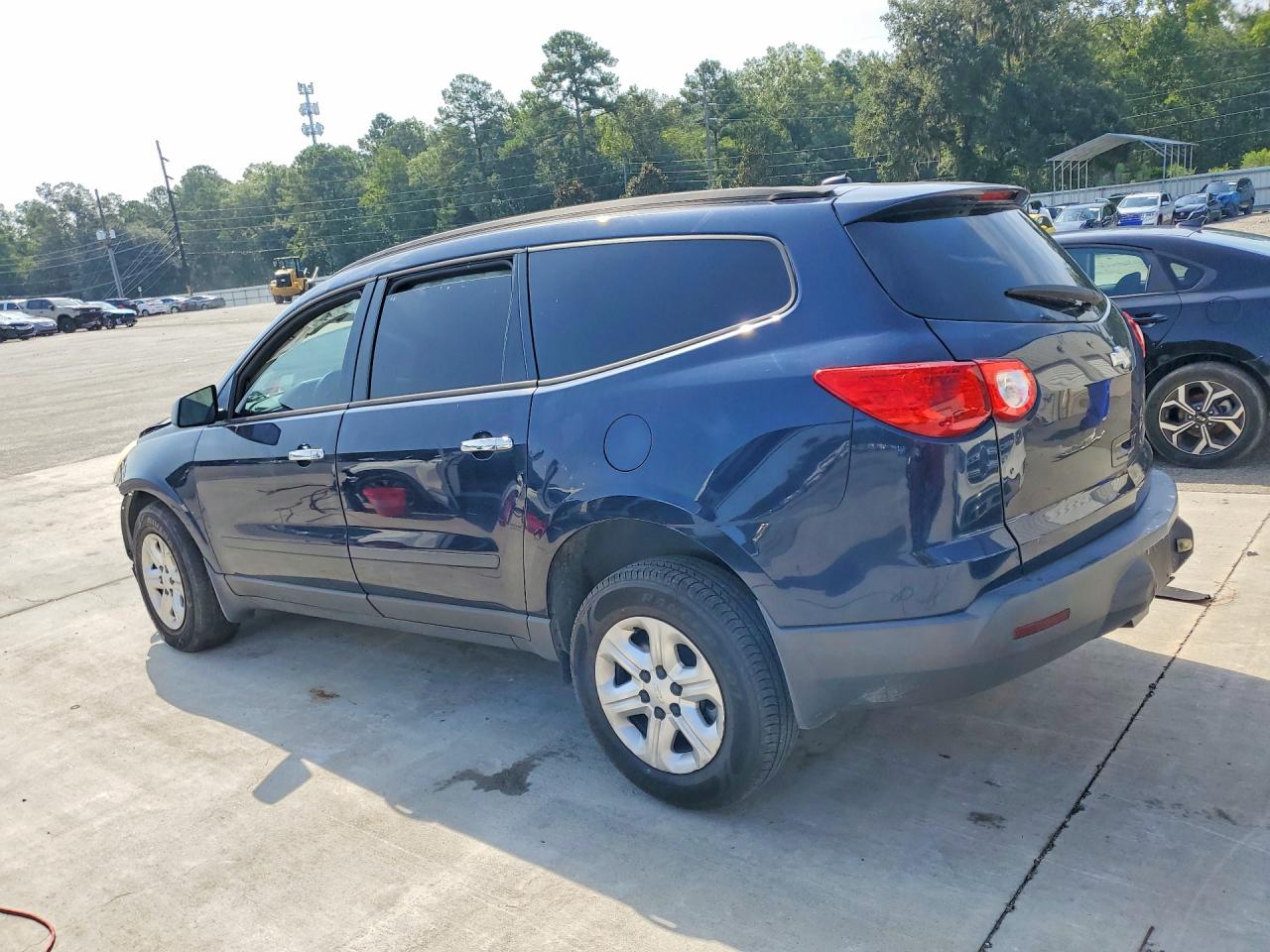 2011 Chevrolet Traverse Ls Blue vin: 1GNKREED6BJ207598