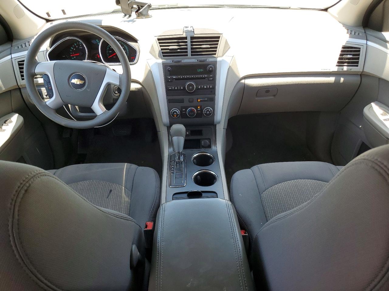 2012 Chevrolet Traverse Ls Silver vin: 1GNKREED8CJ129763