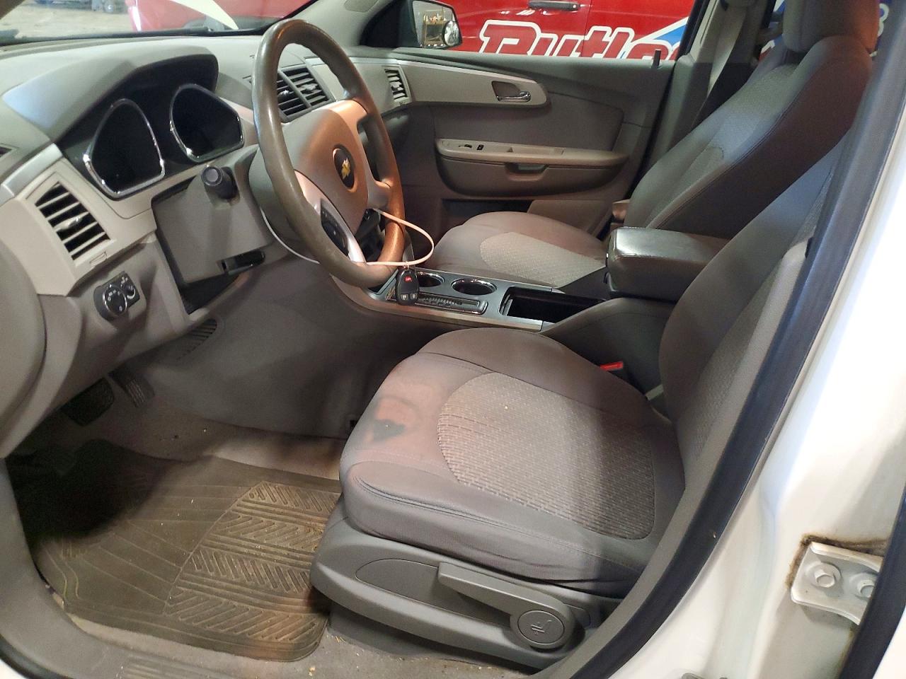 2012 Chevrolet Traverse Ls Cream vin: 1GNKREEDXCJ374502