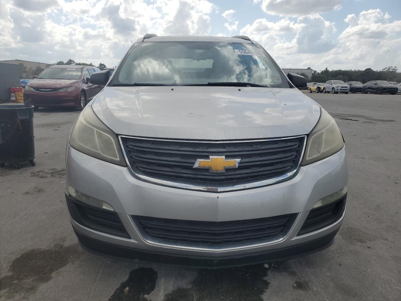2015 Chevrolet Traverse Ls Silver vin: 1GNKRFED0FJ174271