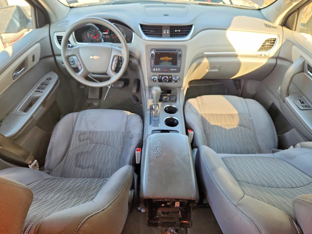 2015 Chevrolet Traverse Ls Gray vin: 1GNKRFED0FJ387463