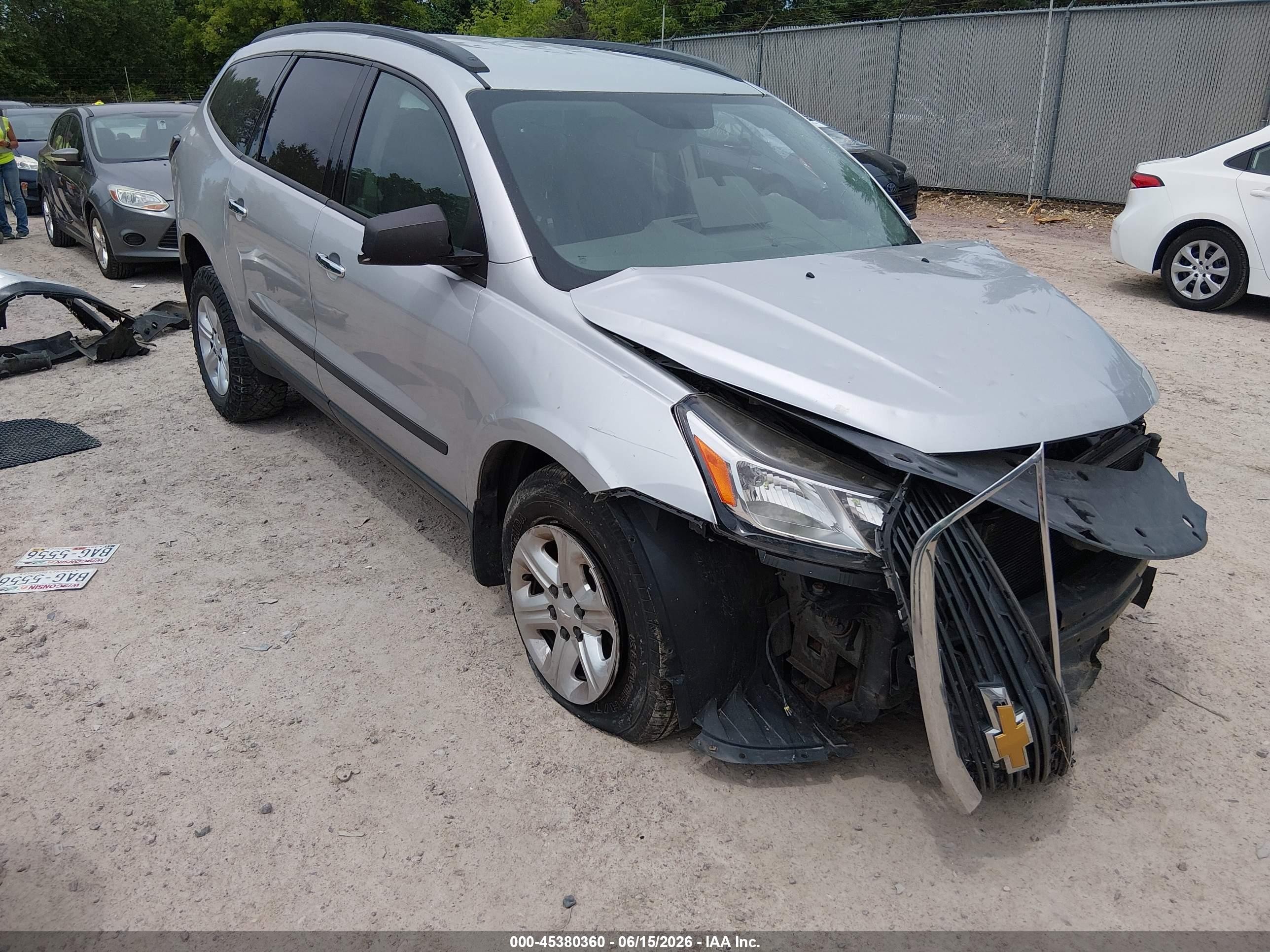 2014 Chevrolet Traverse Ls Silver vin: 1GNKRFED1EJ200052