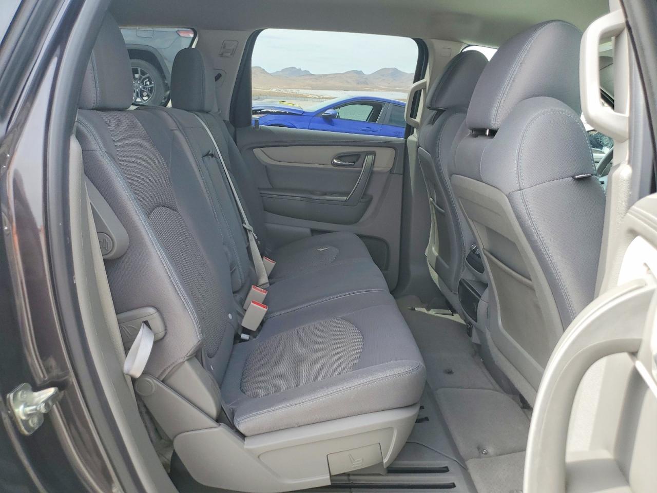 2015 Chevrolet Traverse Ls Gray vin: 1GNKRFED1FJ161075