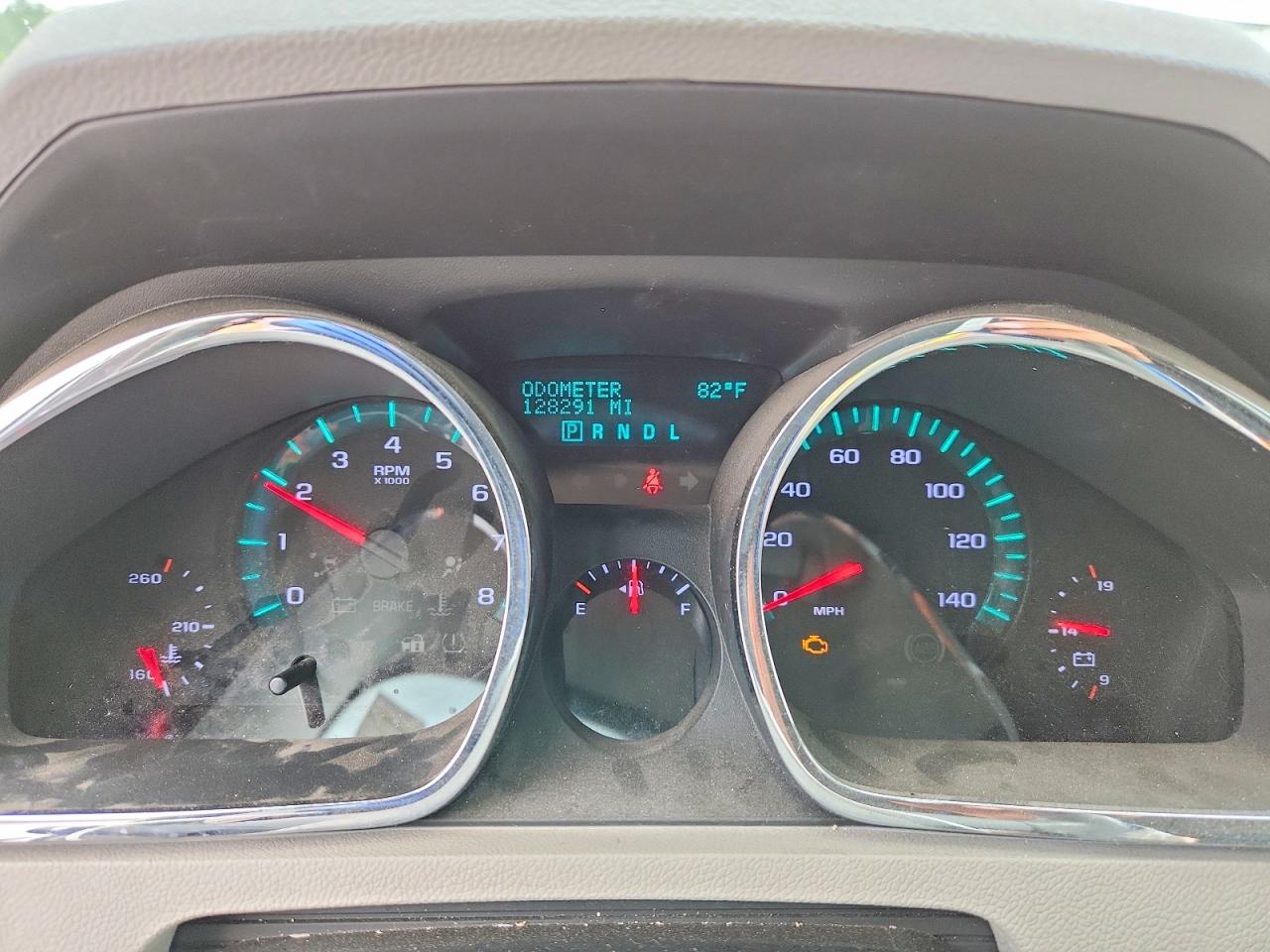 2012 Chevrolet Traverse Ls Silver vin: 1GNKRFED2CJ375391